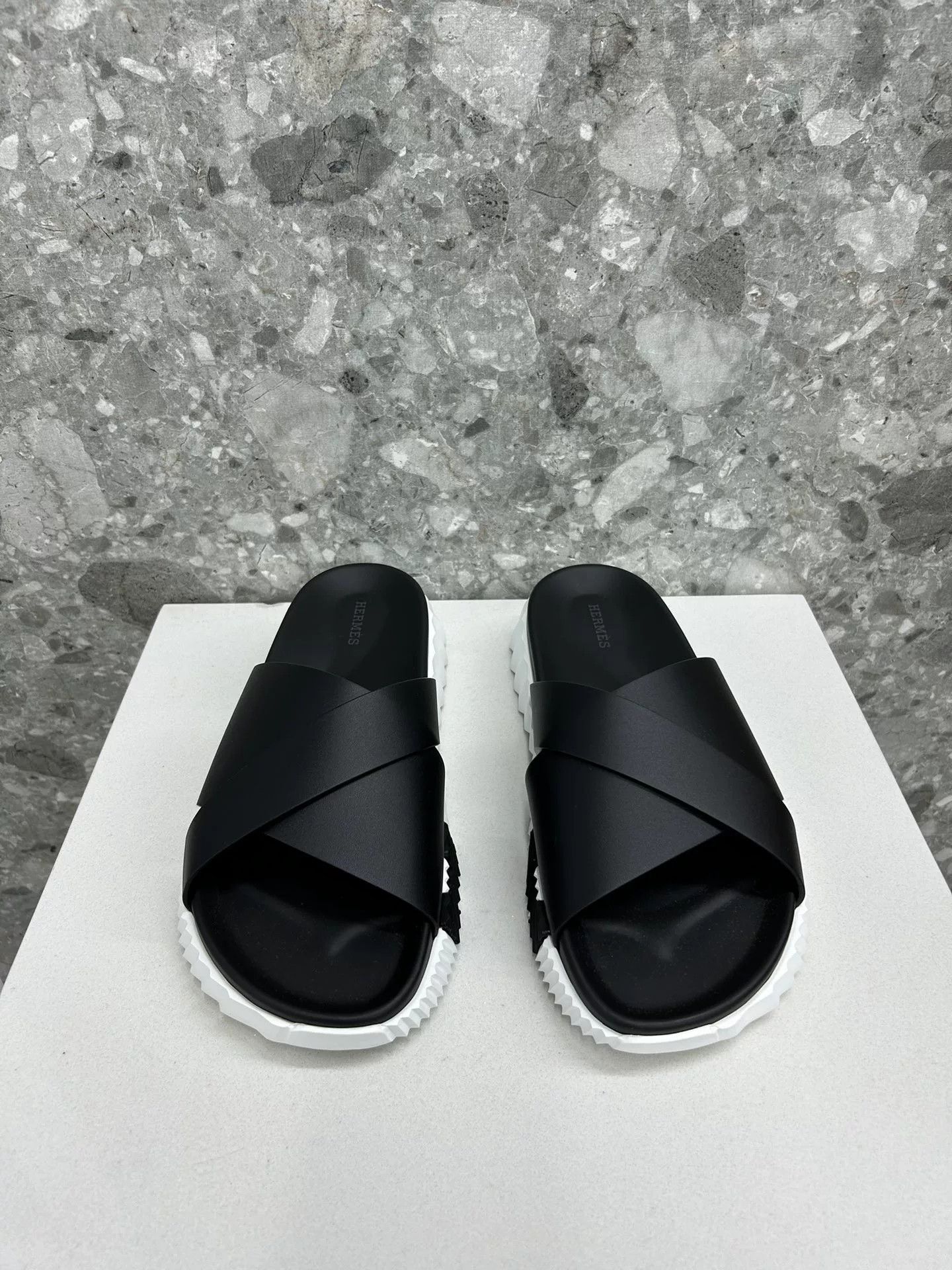 Hermes Hermes 2023 SS New Calfskin Sandals Size US 8.5 / EU 41-42 - 2 Thumbnail