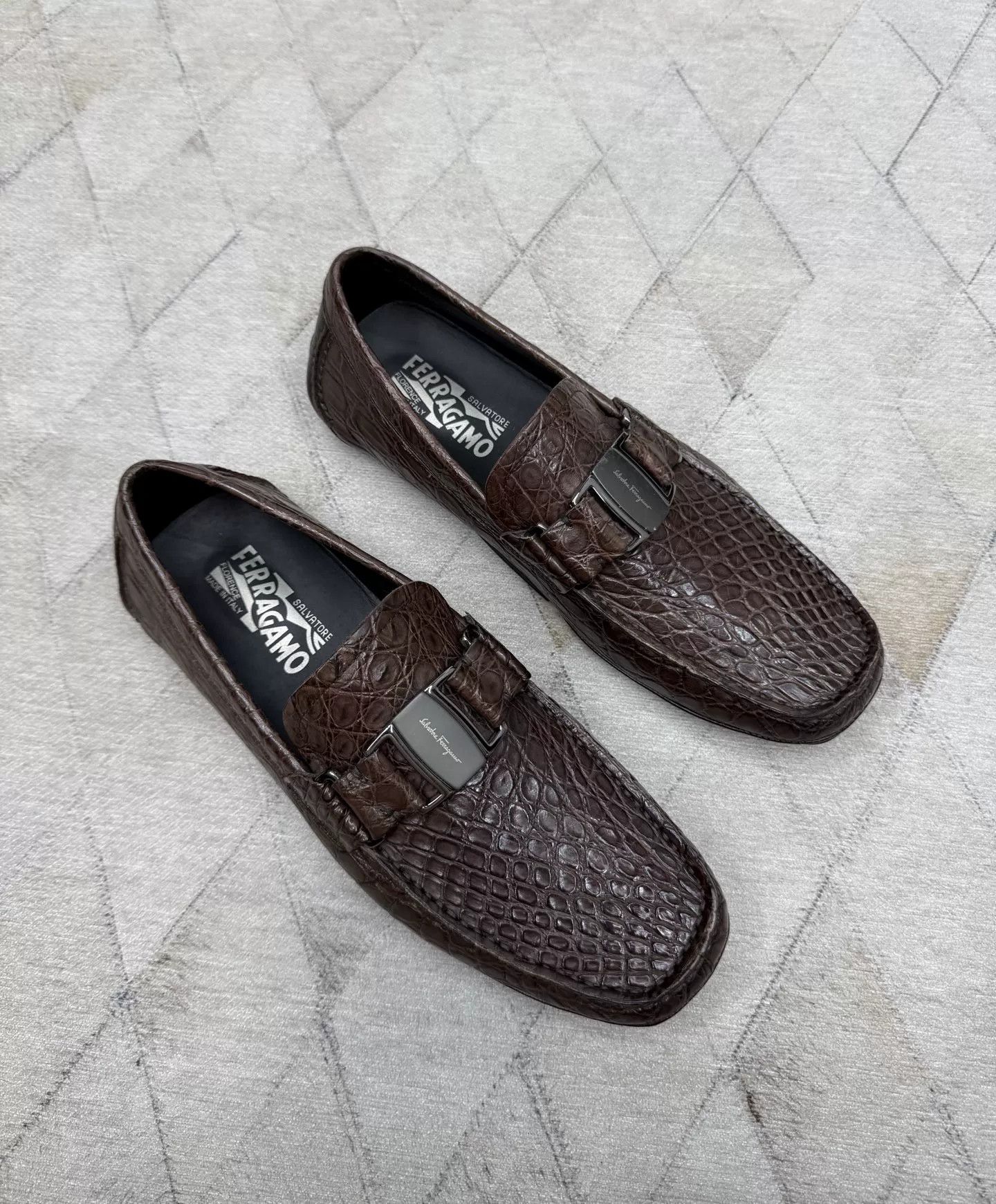 Salvatore Ferragamo Ferragamo Crocodile Leather Shoes w/ Metal Buckle Size US 8 / EU 41 - 3 Thumbnail