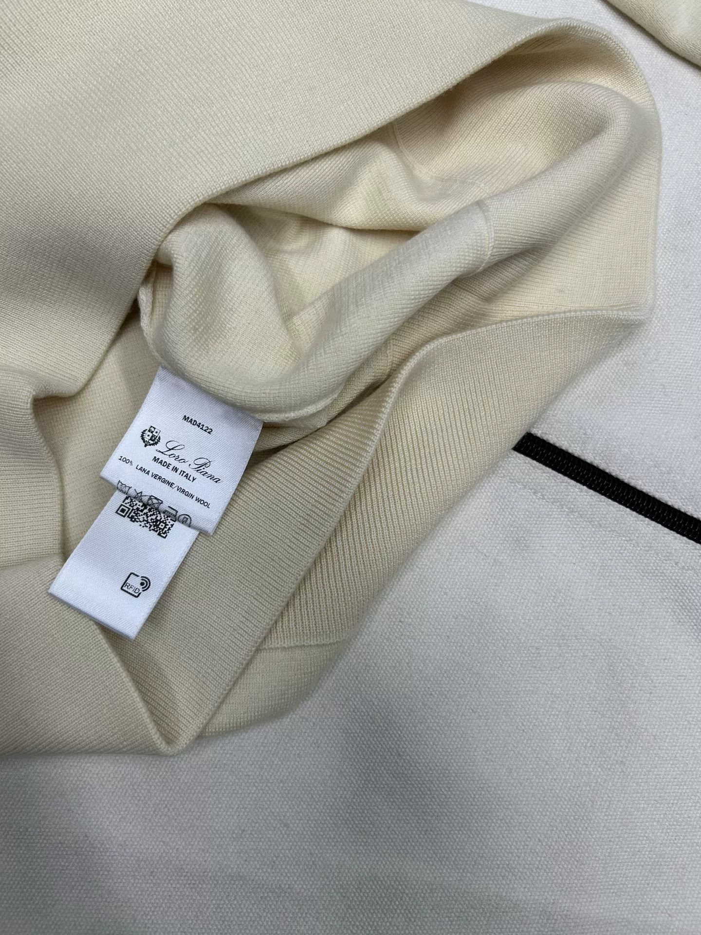 Loro Piana Loro Piana Seagull Collar Wool Sweater Size US M / EU 48-50 / 2 - 5 Thumbnail