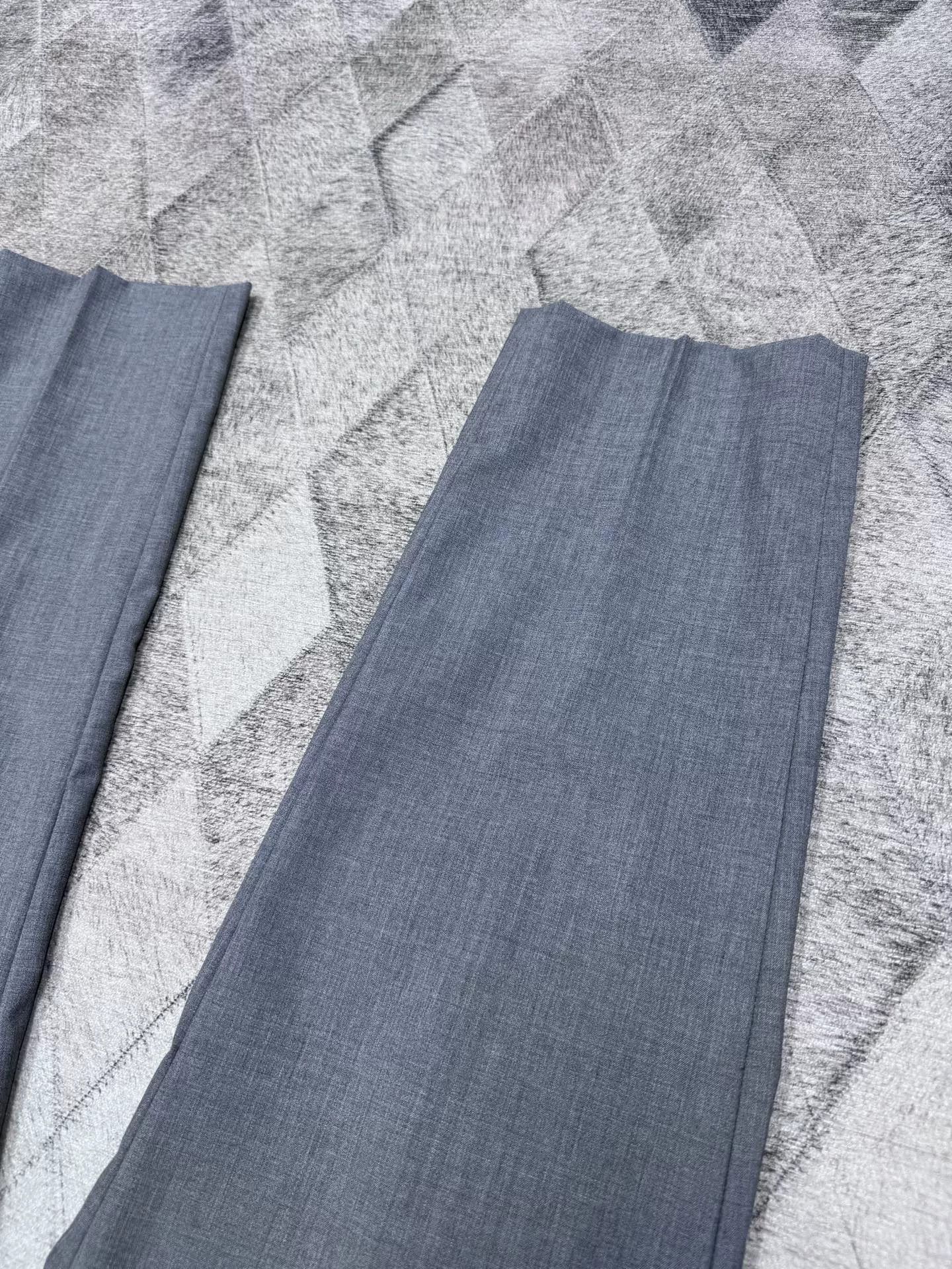Prada Prada Gray Wool Casual Trousers Size US 32 / EU 48 - 4 Thumbnail