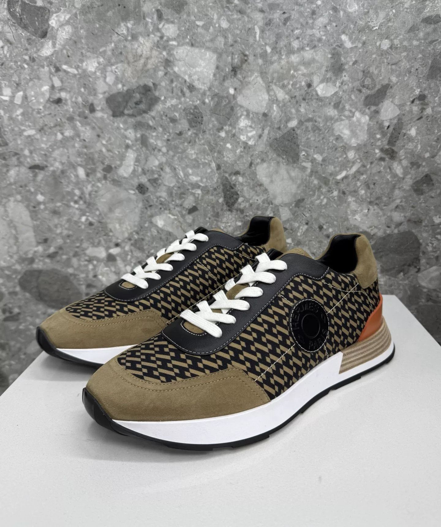 Hermes Hermes 2023 SS Logo Casual Shoes Size US 9 / EU 42 - 3 Thumbnail