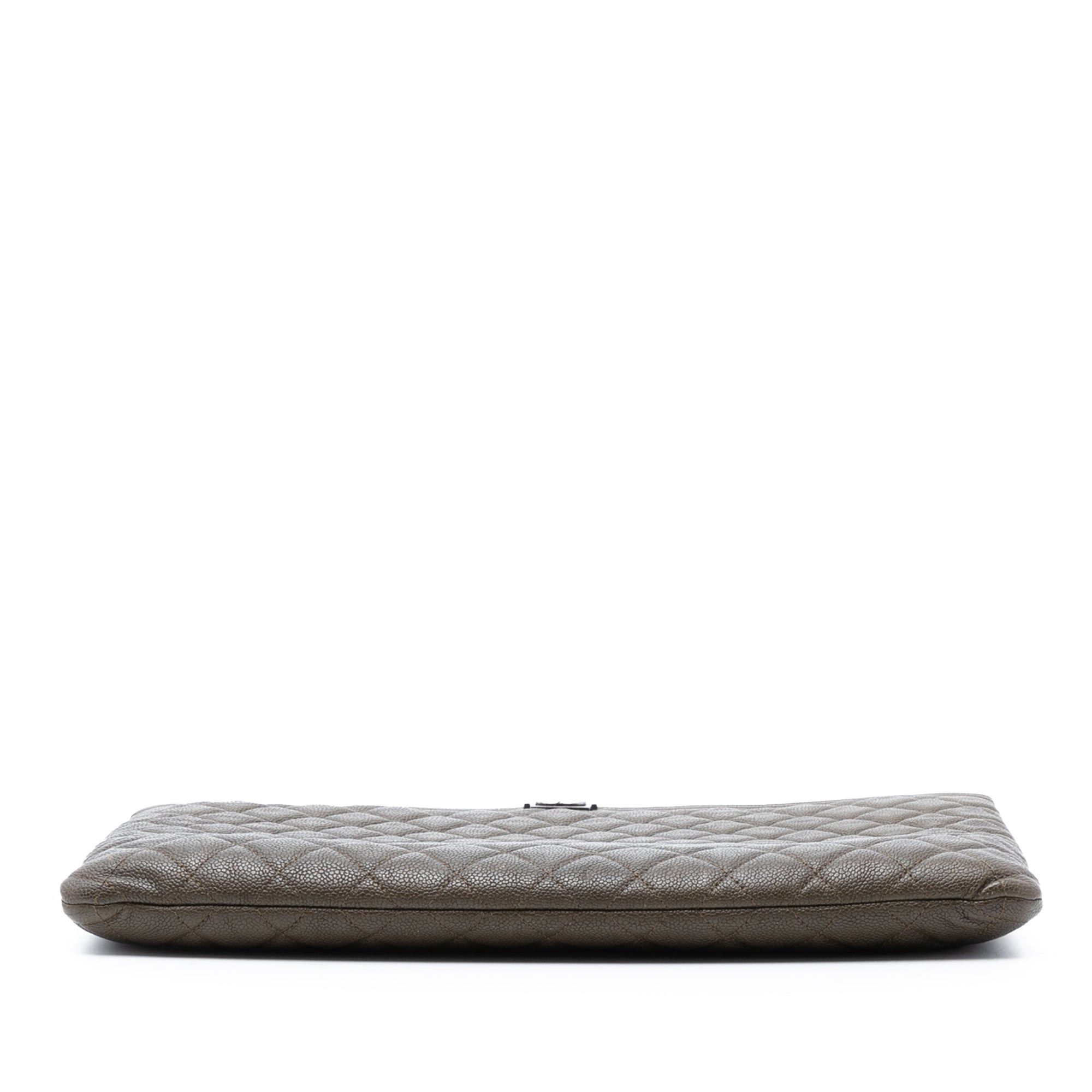 Chanel Large Quilted Caviar Boy O Case Clutch Size ONE SIZE - 3 Thumbnail