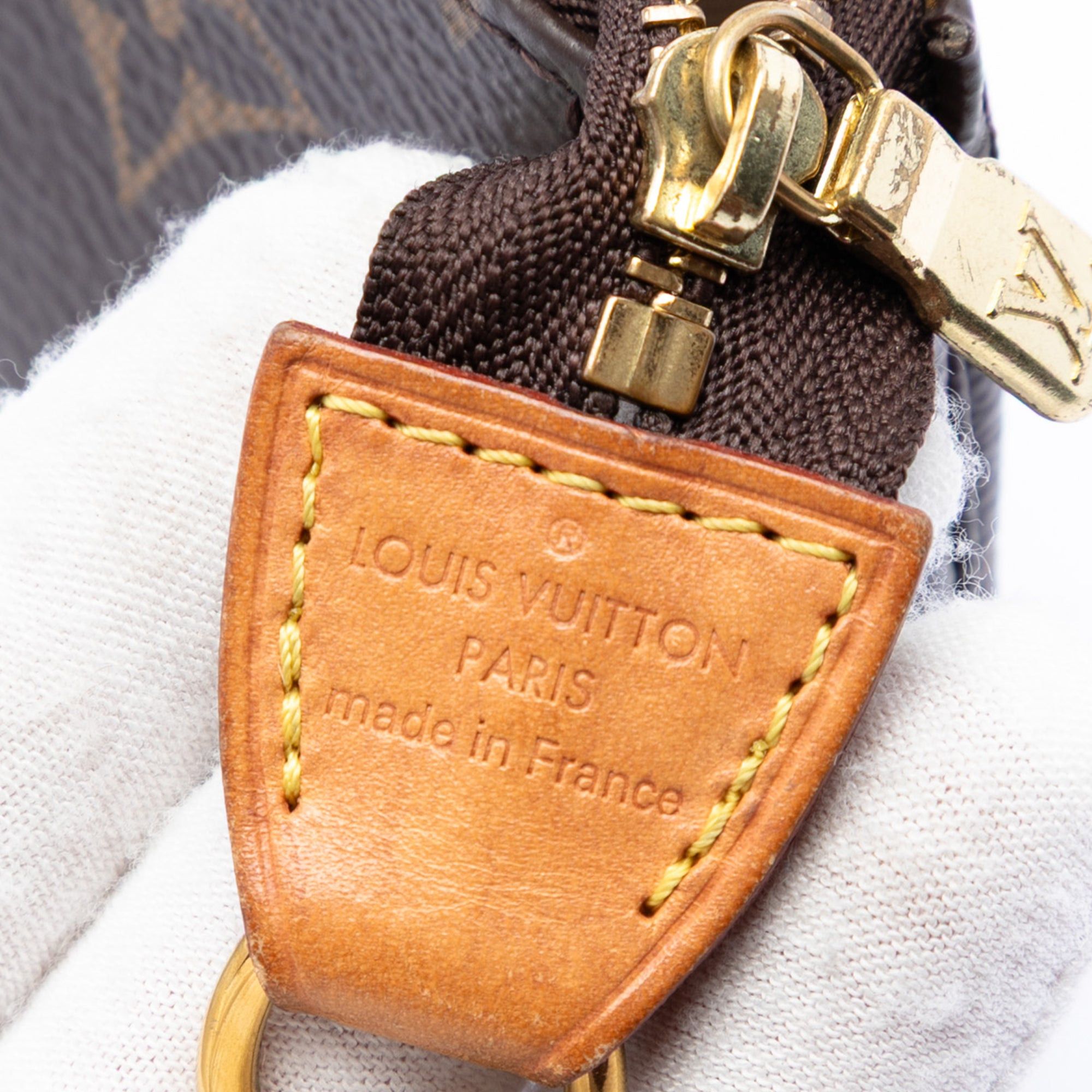 Louis Vuitton Monogram Mini Pochette Accessoires Size ONE SIZE - 5 Thumbnail