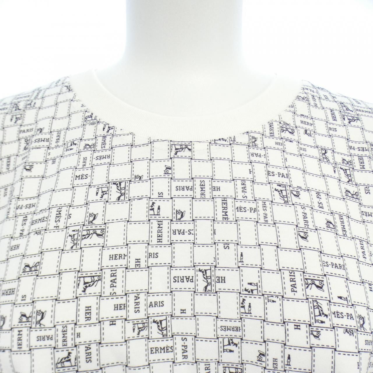 Hermes Hermes Hermes Cut Dress Textile Dresses DUTY FREE for USA Size ONE SIZE - 5 Thumbnail