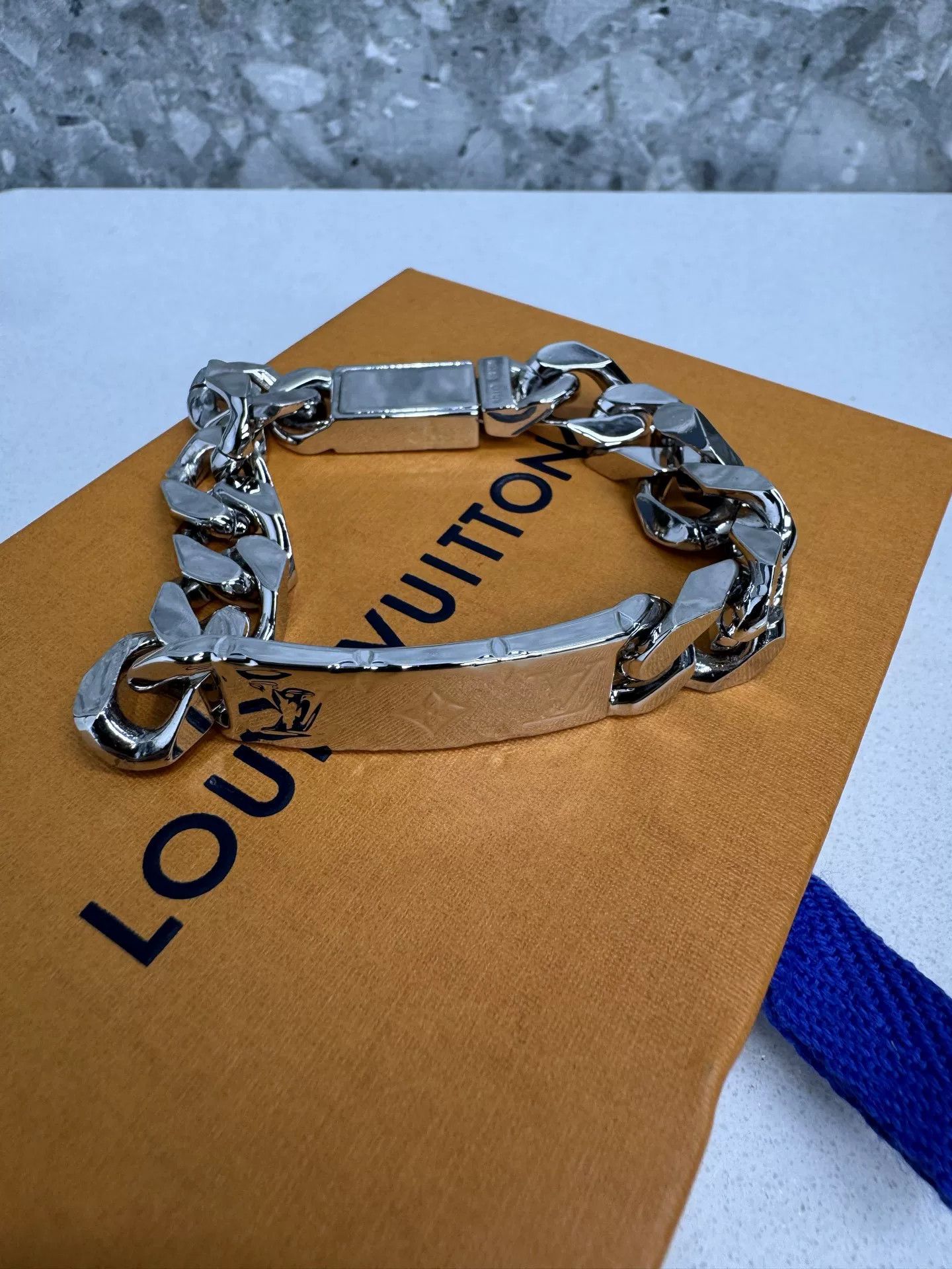 Louis Vuitton Louis Vuitton Colorblock Monogram Cuban Bracelet Size ONE SIZE - 2 Thumbnail