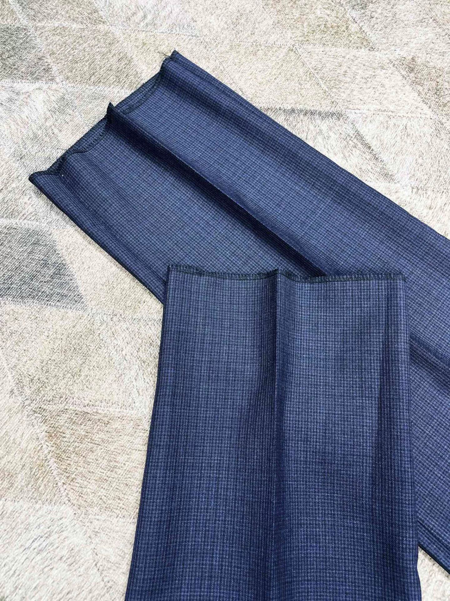 Ermenegildo Zegna Ermenegildo Zegna Diamond Wool Suit Size US S / EU 44-46 / 1 - 3 Thumbnail