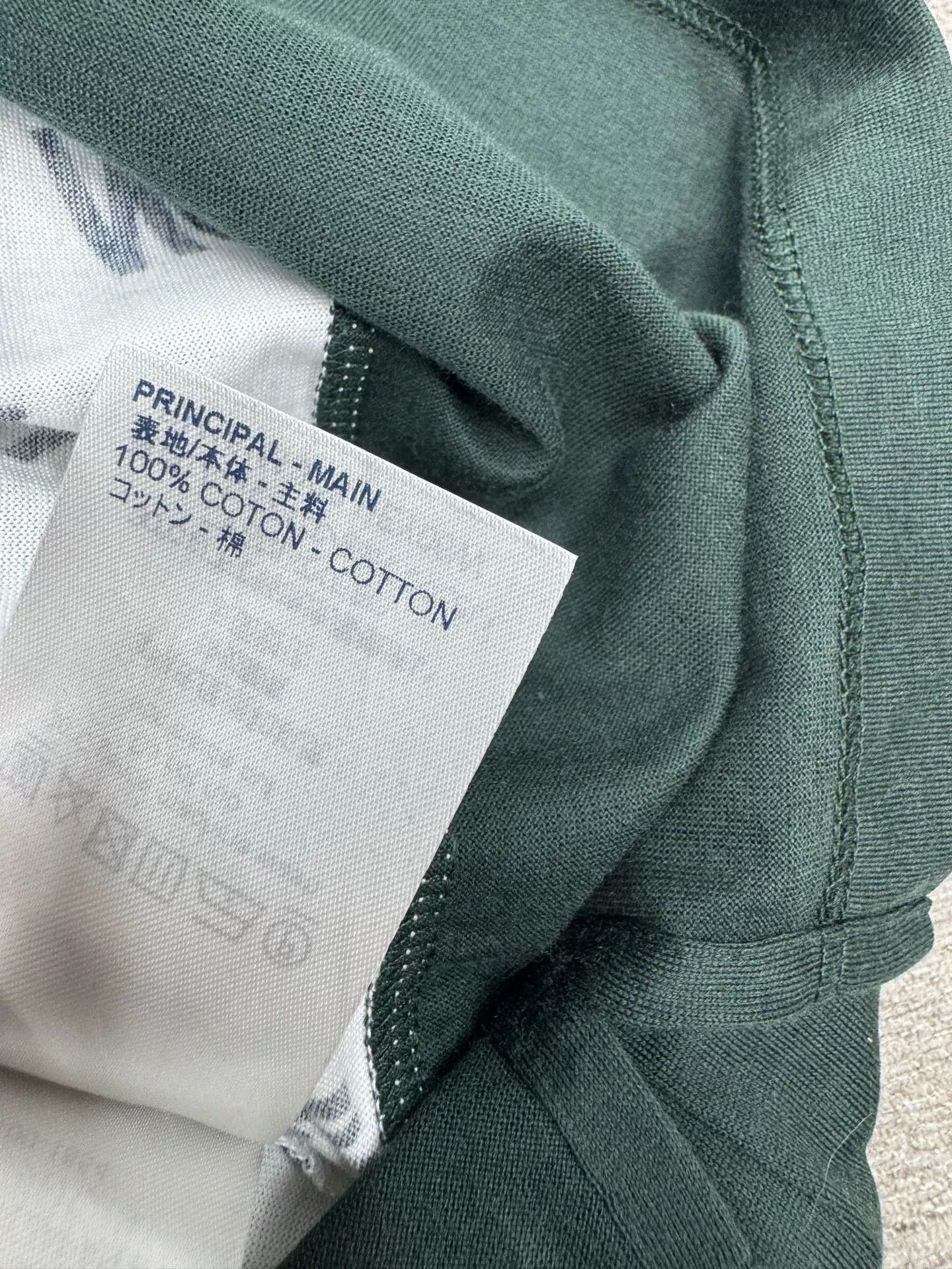 Louis Vuitton LV Logo Short-Sleeve T-Shirt XL Size US XL / EU 56 / 4 - 4 Thumbnail
