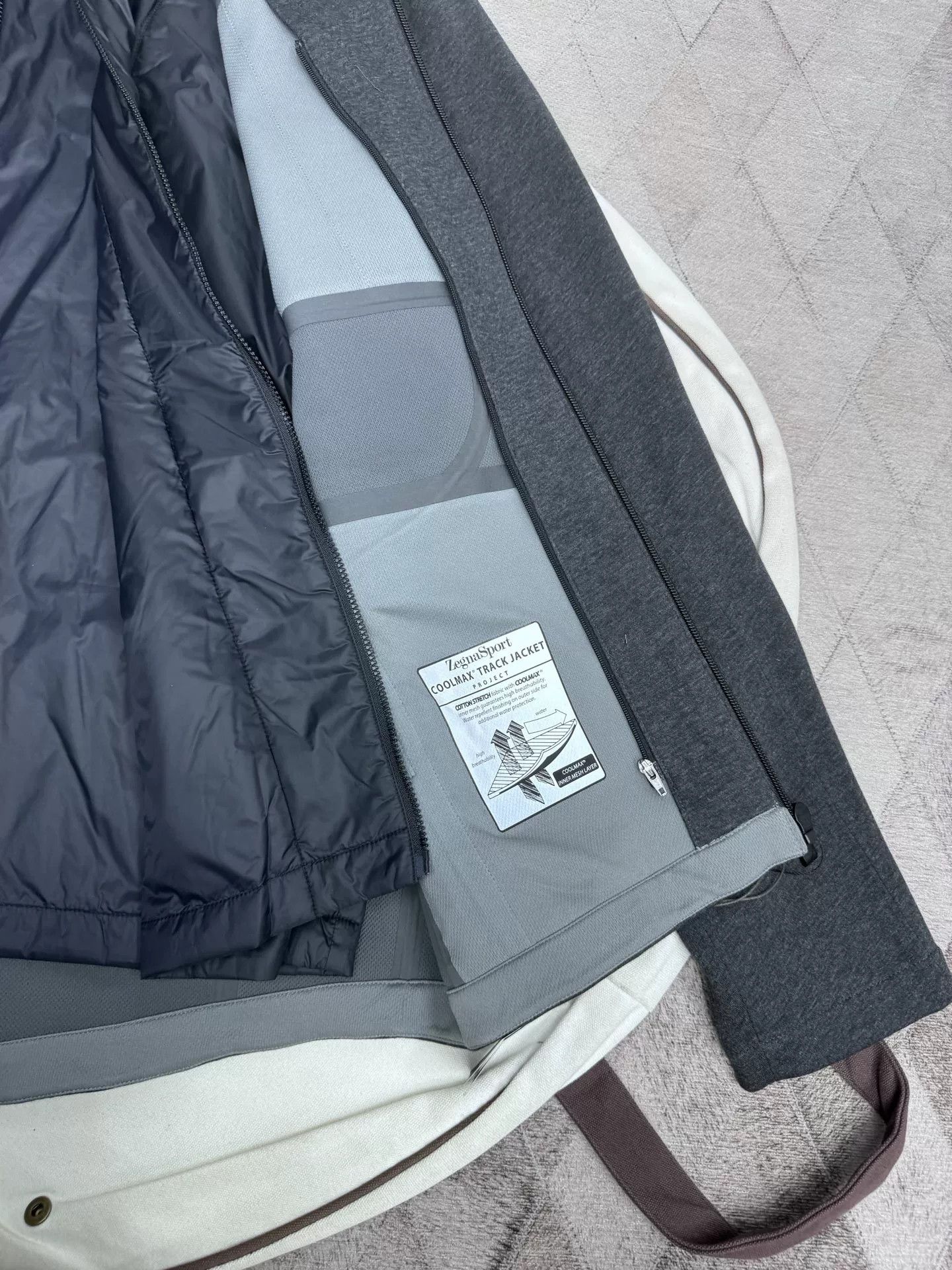 Ermenegildo Zegna Zegna Hooded Jacket w/ Detachable Vest Size US L / EU 52-54 / 3 - 6 Thumbnail