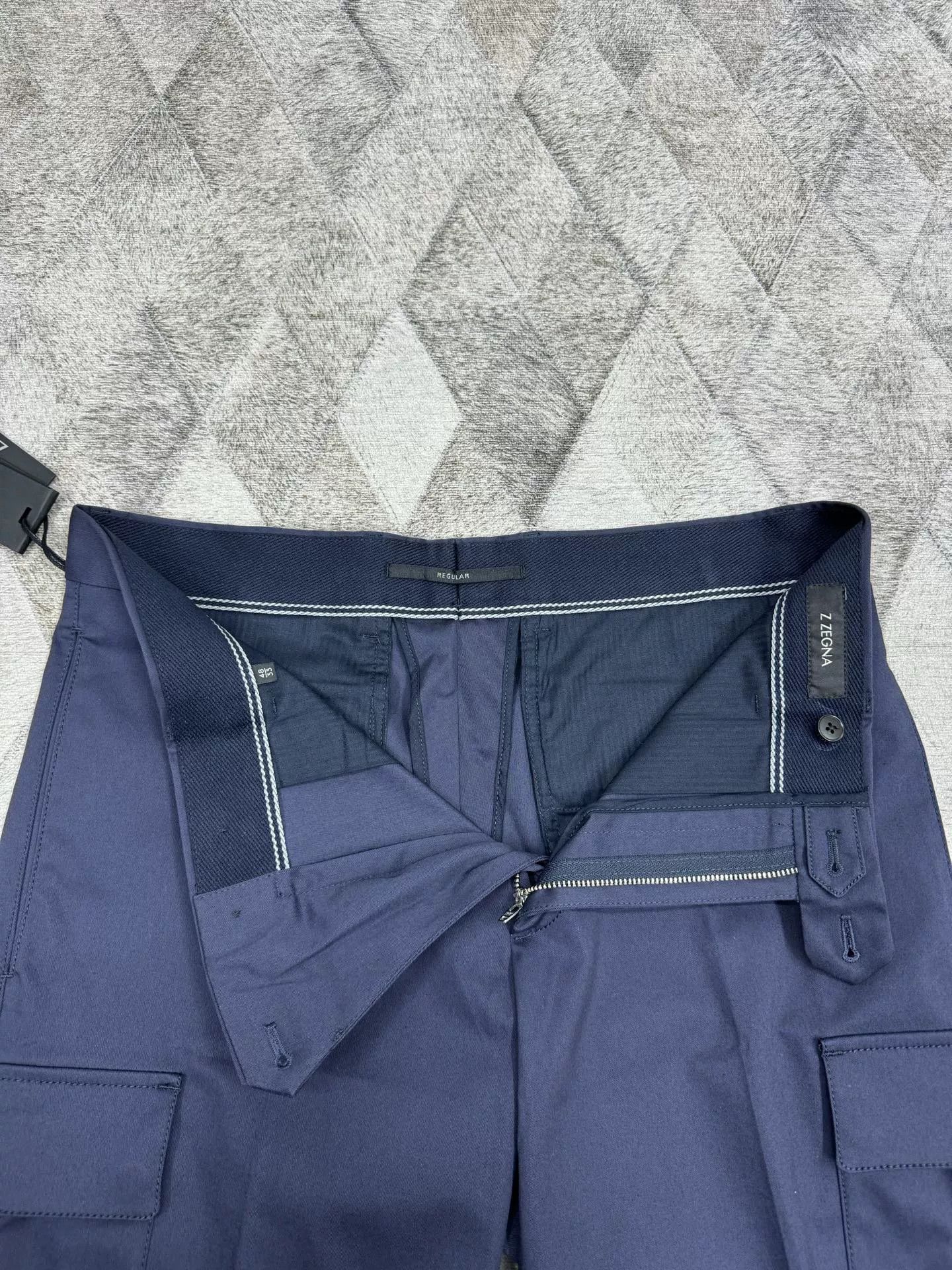 Ermenegildo Zegna Ermenegildo Zegna Maserati Limited Cargo Shorts Size US 34 / EU 50 - 5 Thumbnail