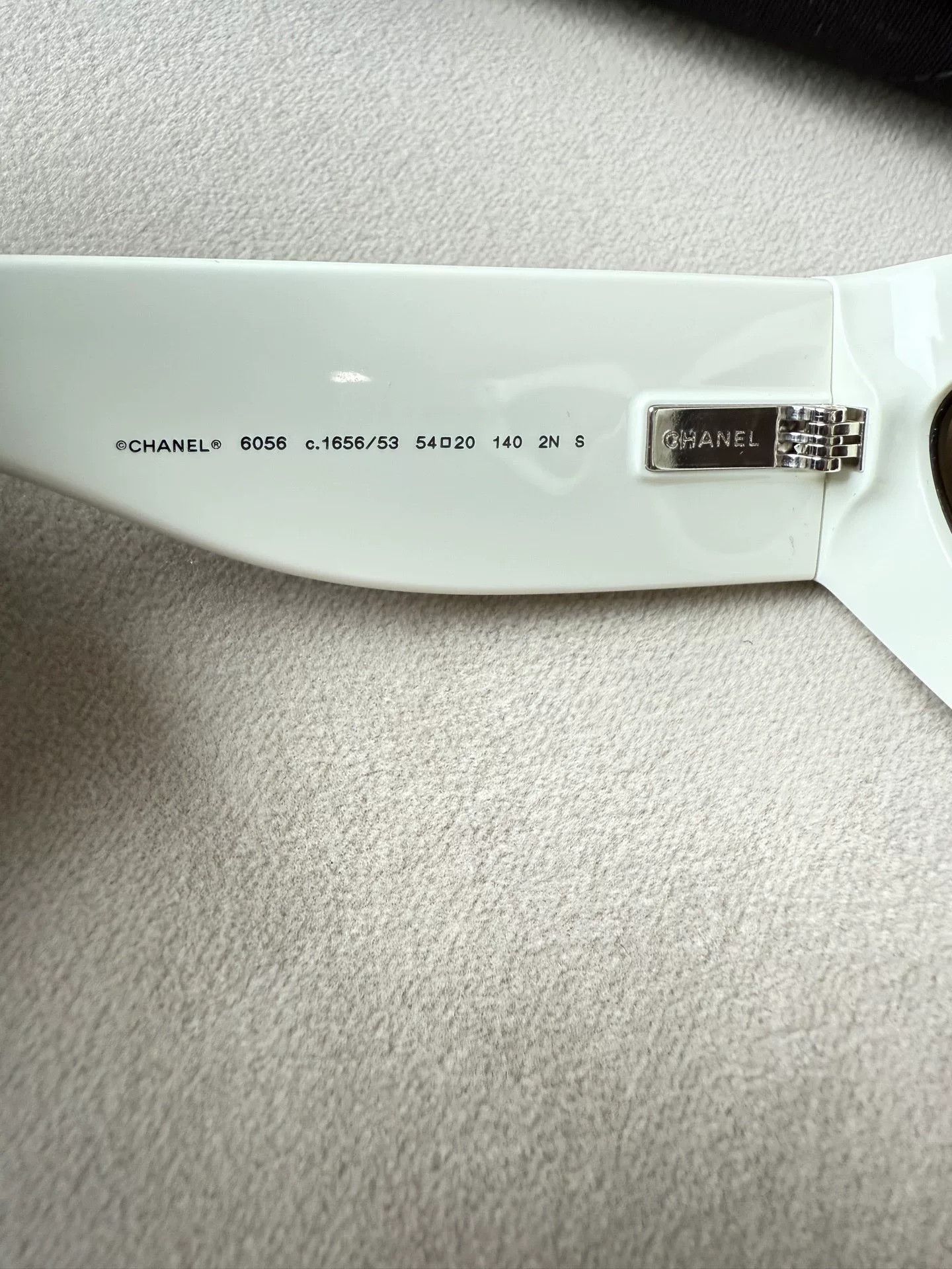 Chanel Chanel Black White Cat Eye Sunglasses Size ONE SIZE - 3 Thumbnail
