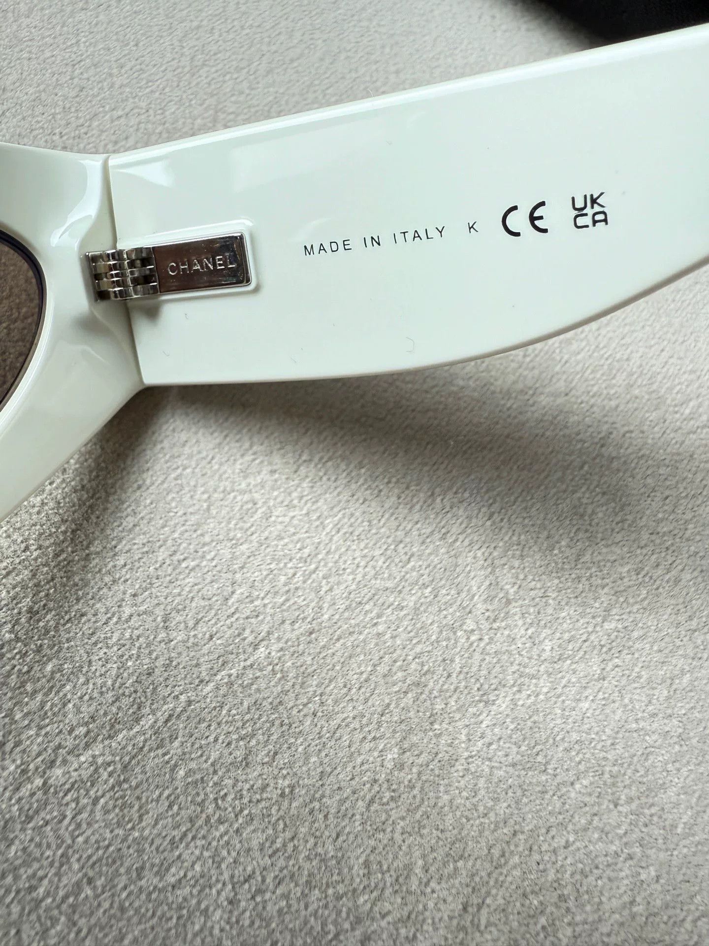 Chanel Chanel Black White Cat Eye Sunglasses Size ONE SIZE - 4 Thumbnail
