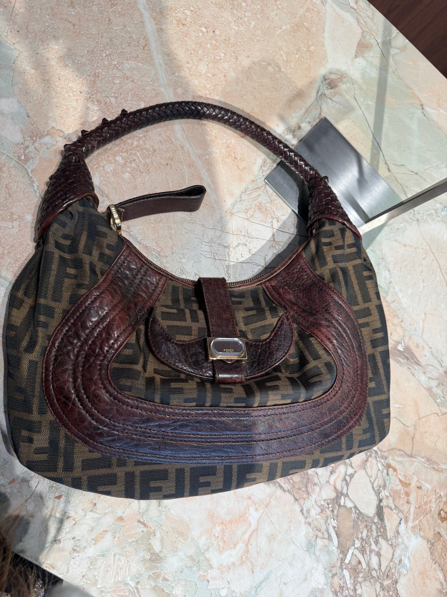 Fendi Fendi Vintage Monogram Half-Moon Underarm Bag Size ONE SIZE - 5 Thumbnail