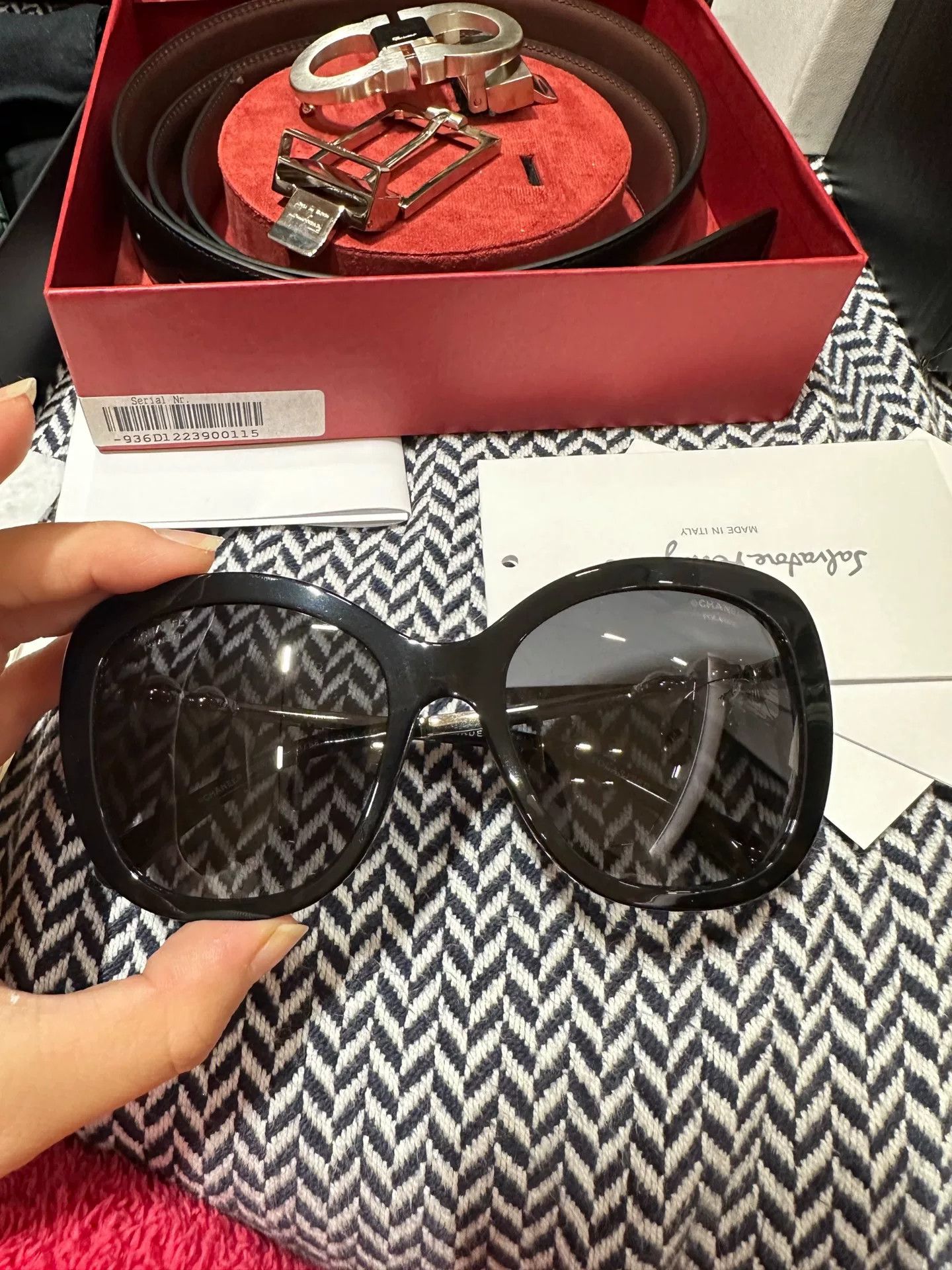 Chanel Chanel Pearl Sunglasses Size ONE SIZE - 2 Thumbnail