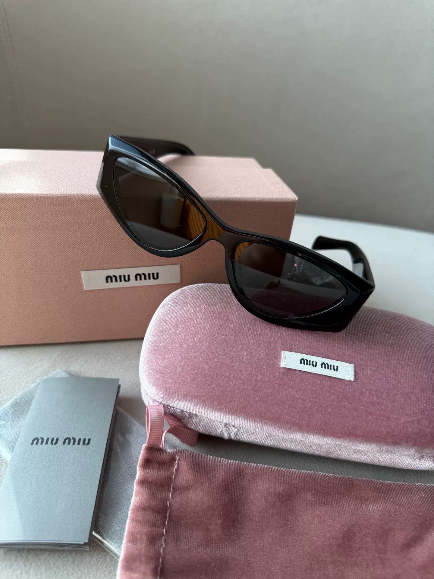 Miu Miu Miumiu Retro Cat-Eye Sunglasses Size ONE SIZE - 3 Thumbnail