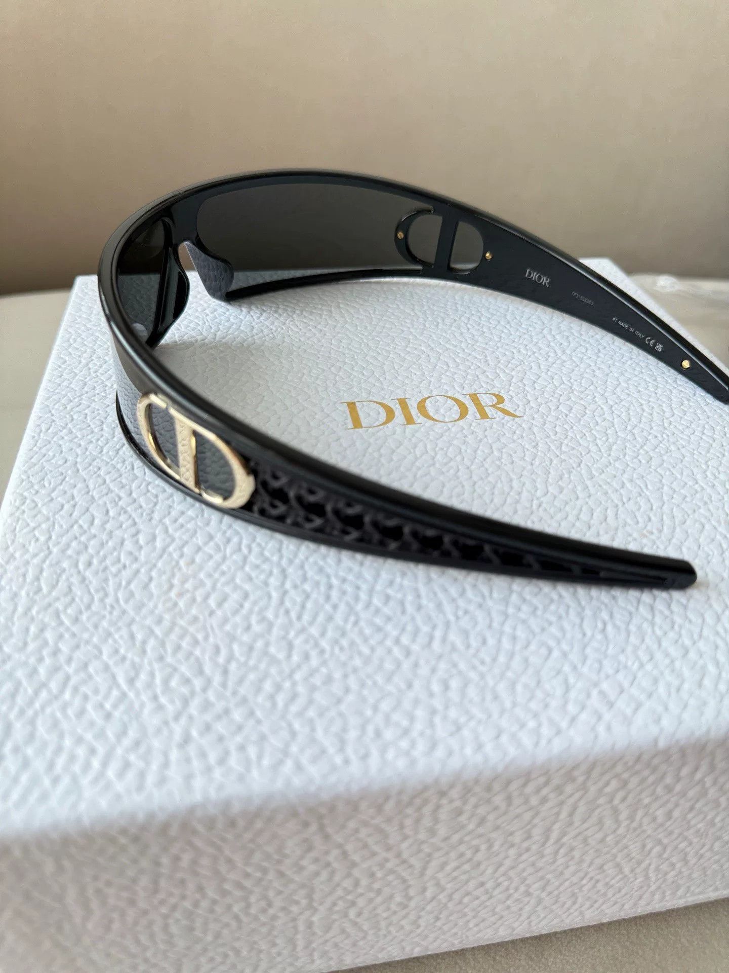 Dior Dior VeryDior M1U Sunglasses Size ONE SIZE - 4 Thumbnail