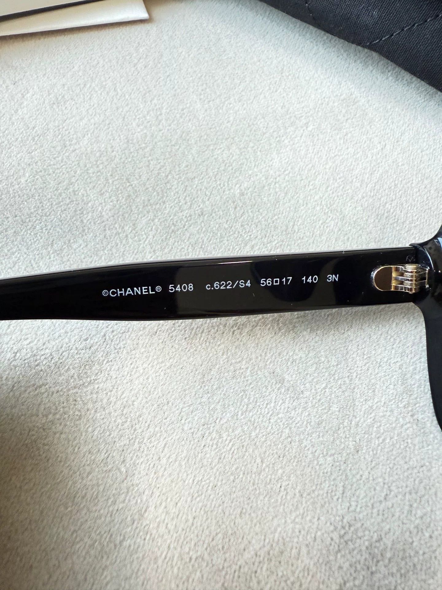 Chanel Chanel Classic Black Gold Sunglasses Size ONE SIZE - 4 Thumbnail