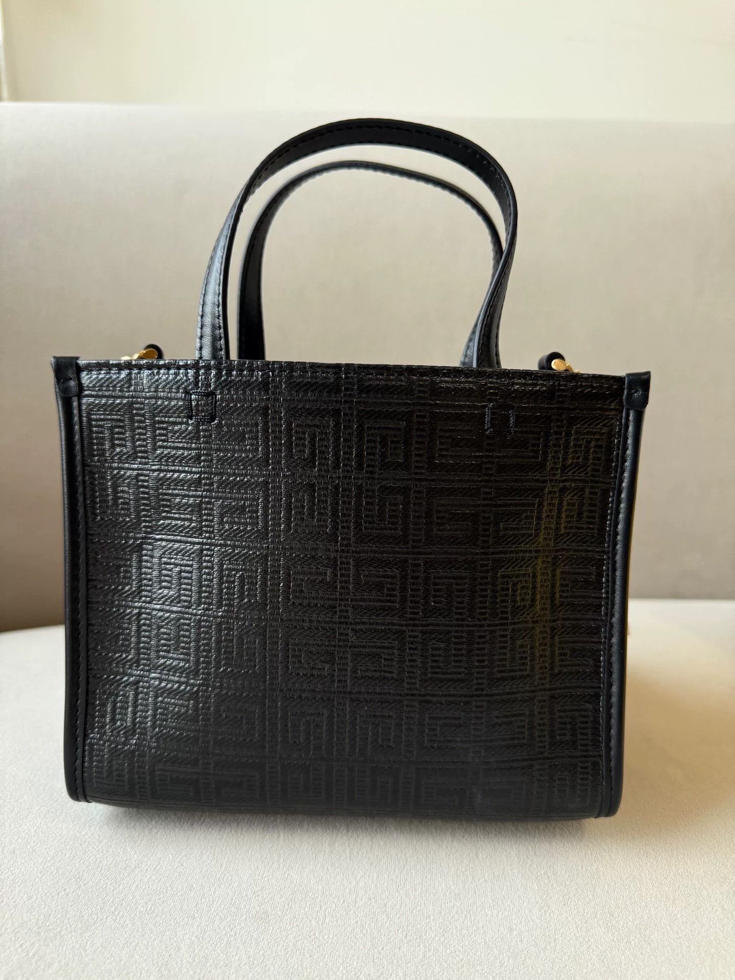 Givenchy Givenchy New Small Tote Bag Size ONE SIZE - 3 Thumbnail