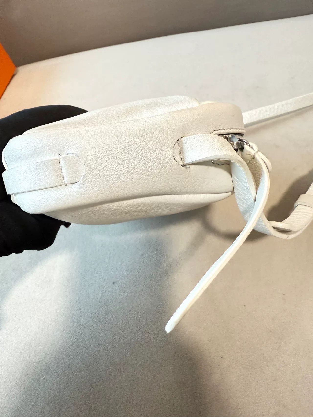Balenciaga Balenciaga White Calfskin Small Pouch Size ONE SIZE - 3 Thumbnail