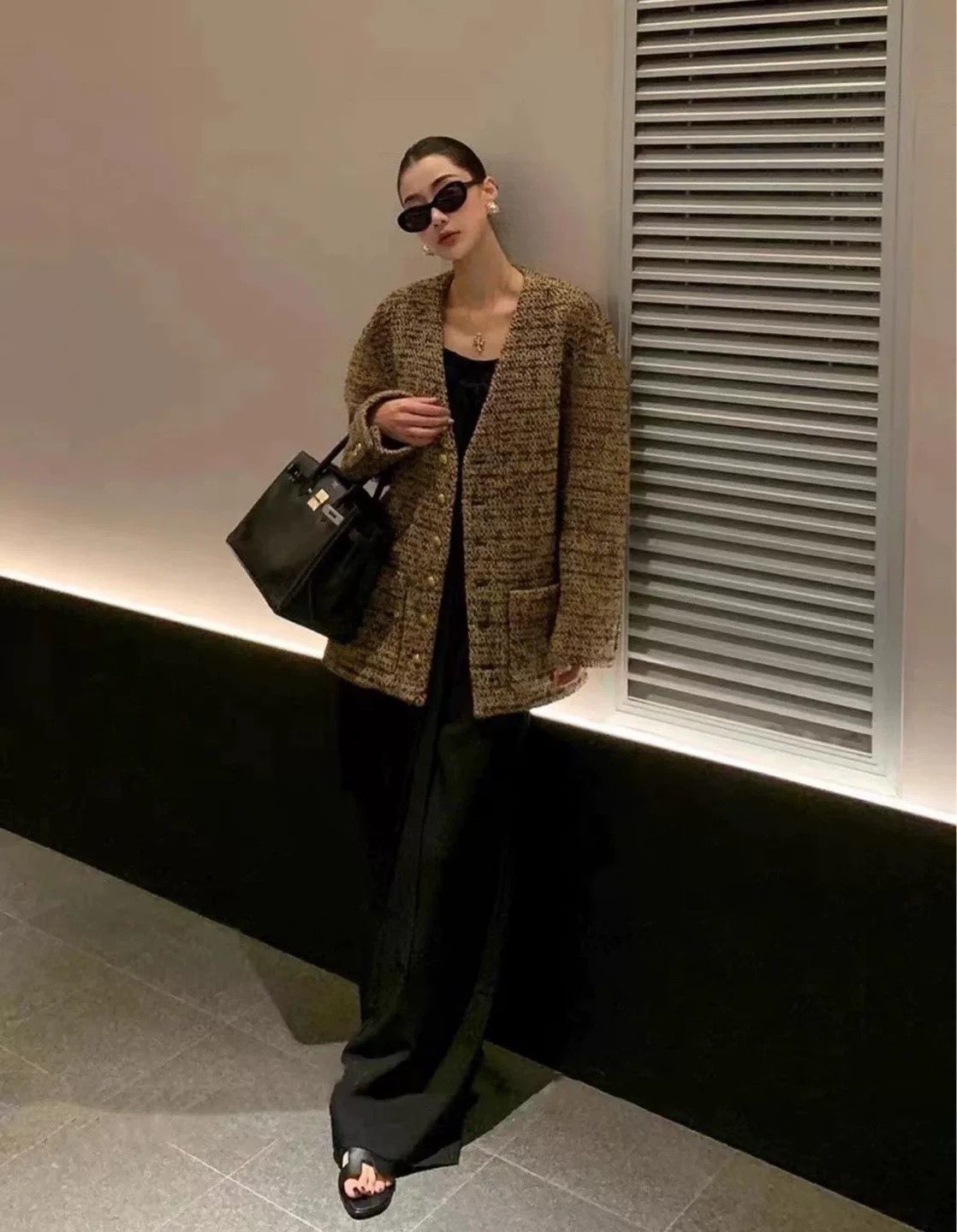 Celine Celine Brown Gold Buckle Long Women's Coat Size S / US 4 / IT 40 - 8 Thumbnail