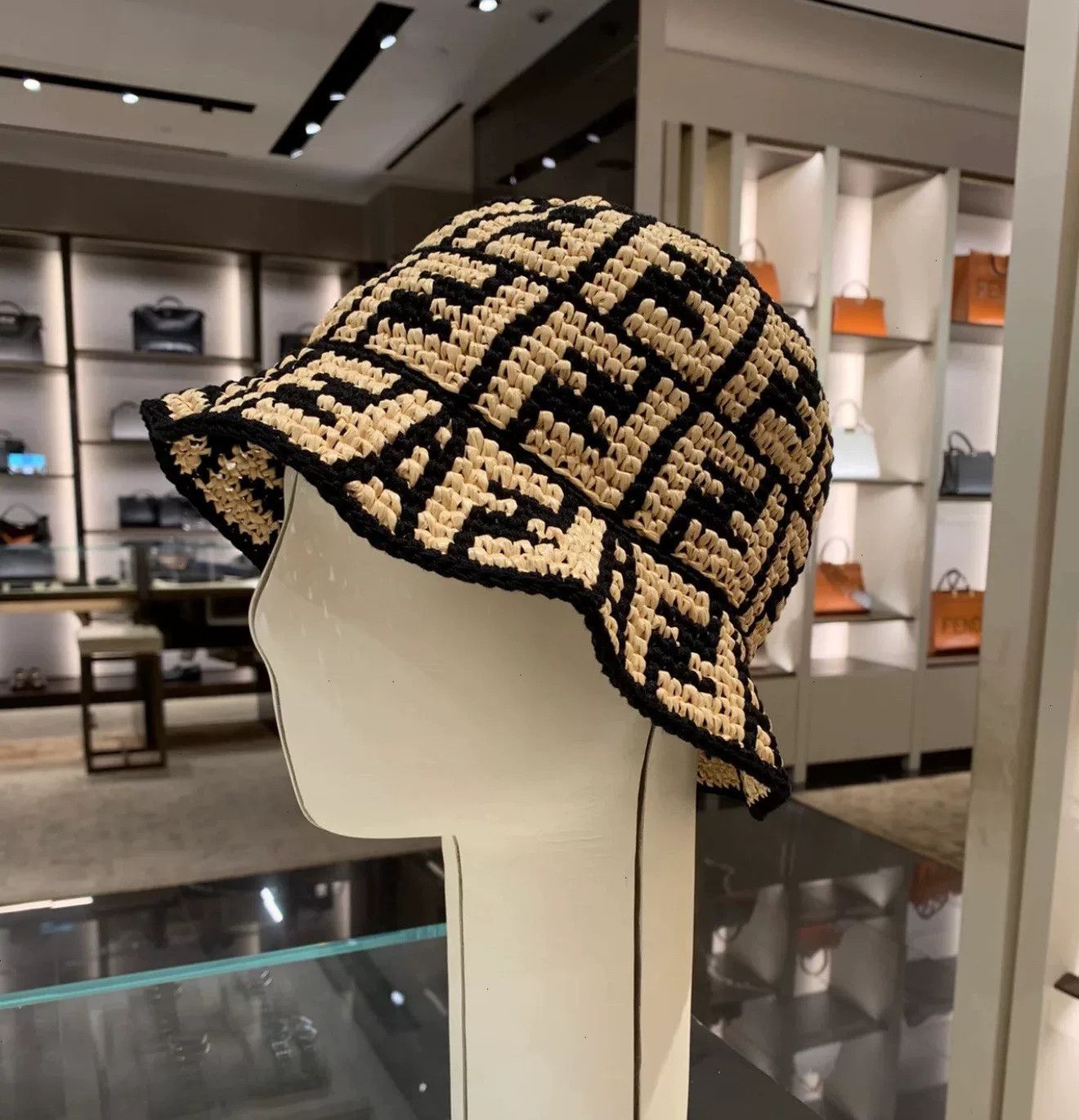 Fendi FENDi Raffia Openwork Fisherman Hat Size ONE SIZE - 6 Thumbnail