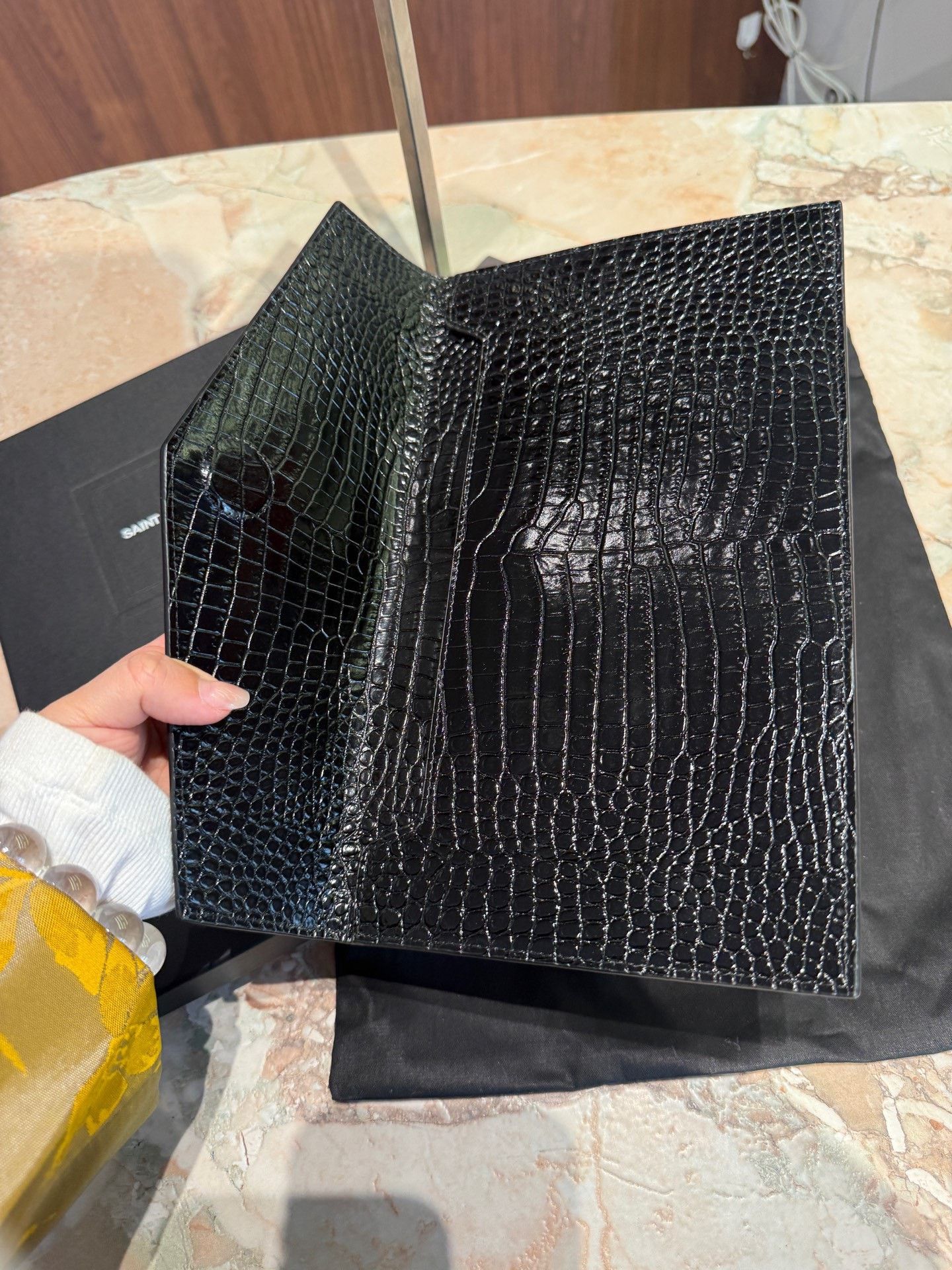 Saint Laurent Paris Saint Laurent Uptown Black Gold Croc Clutch Size ONE SIZE - 7 Thumbnail