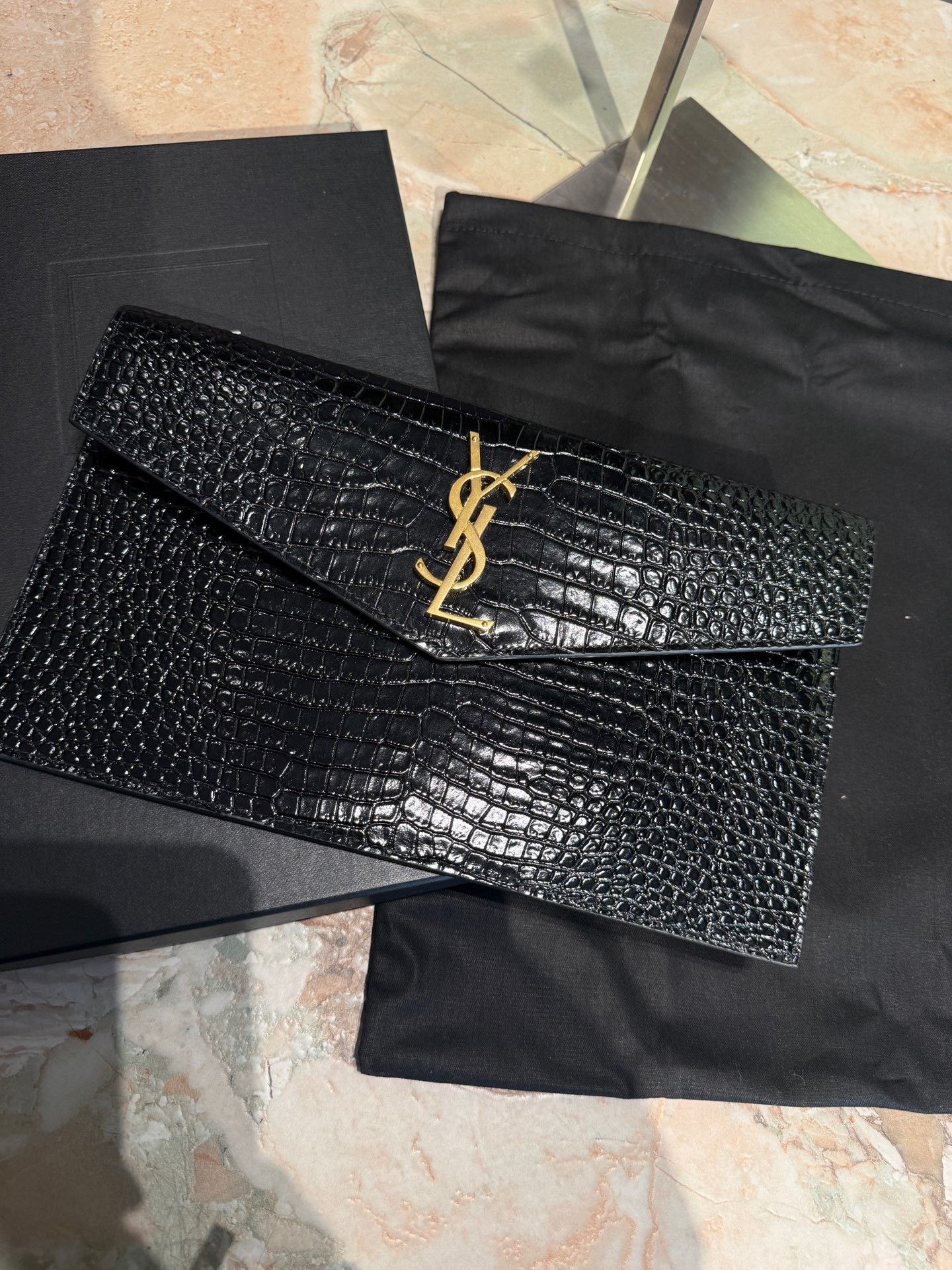 Saint Laurent Paris Saint Laurent Uptown Black Gold Croc Clutch Size ONE SIZE - 2 Thumbnail