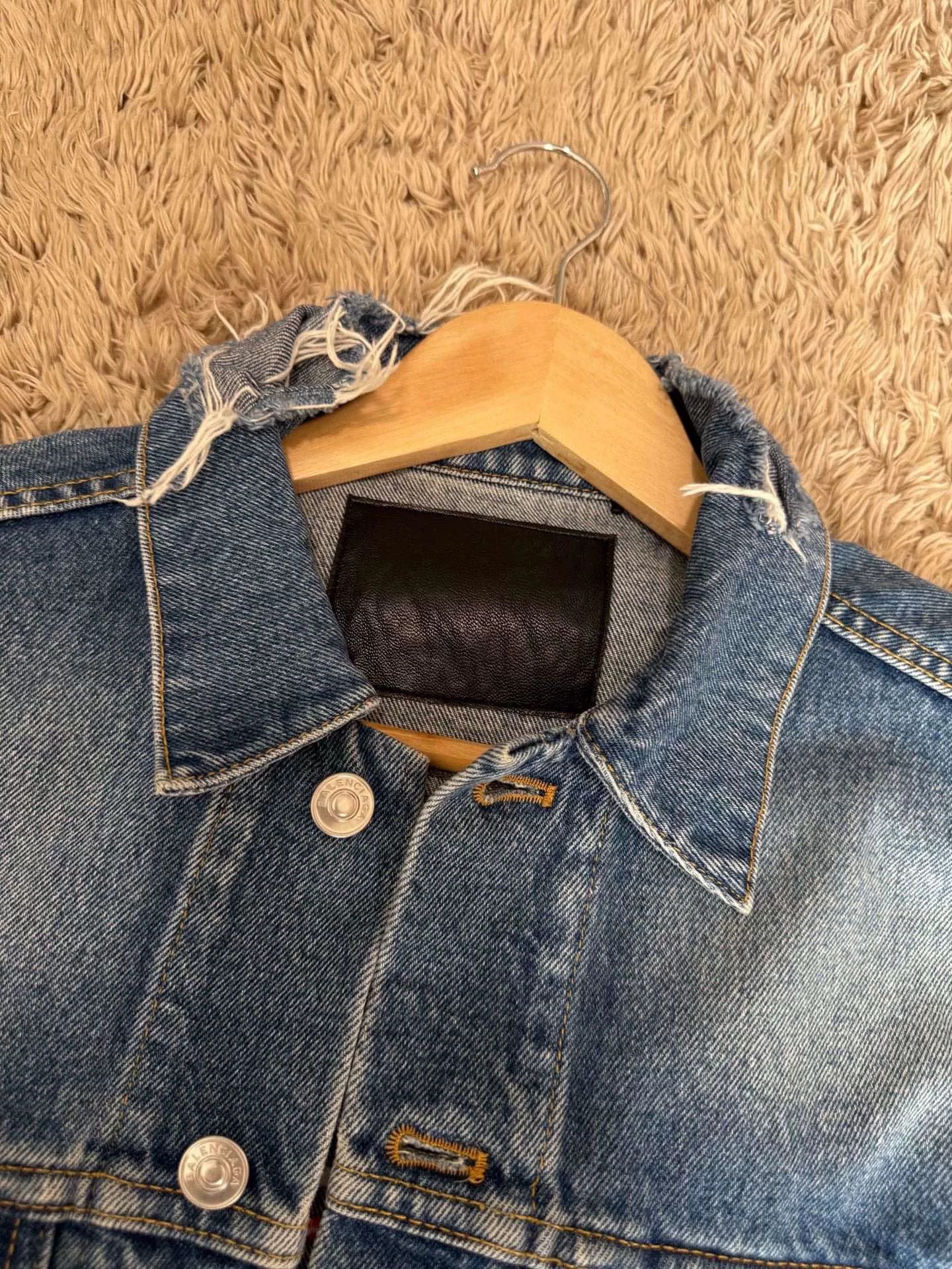 Balenciaga Balenciaga Denim Jacket Size 48 Size US M / EU 48-50 / 2 - 8 Thumbnail