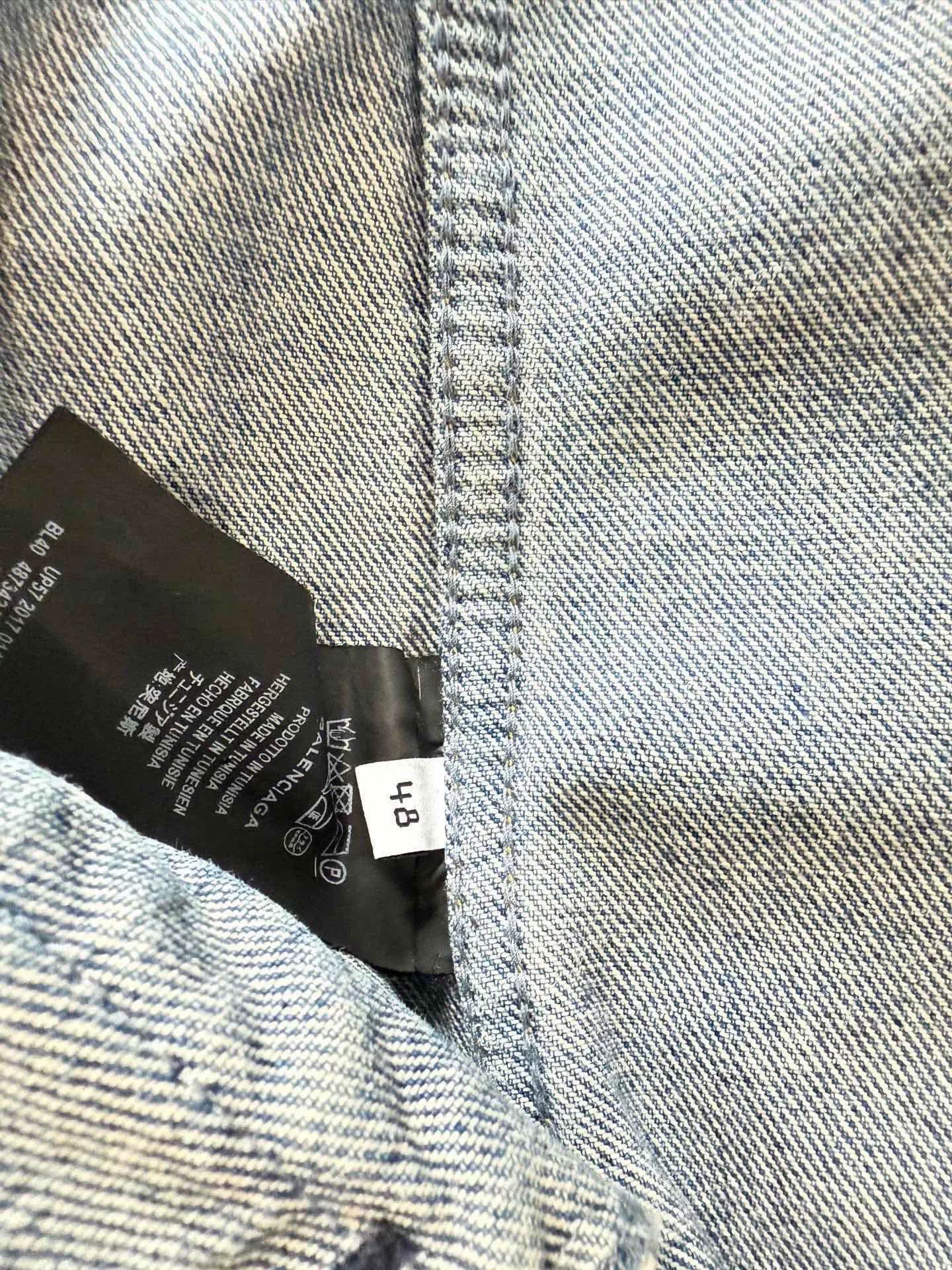 Balenciaga Balenciaga Denim Jacket Size 48 Size US M / EU 48-50 / 2 - 4 Thumbnail