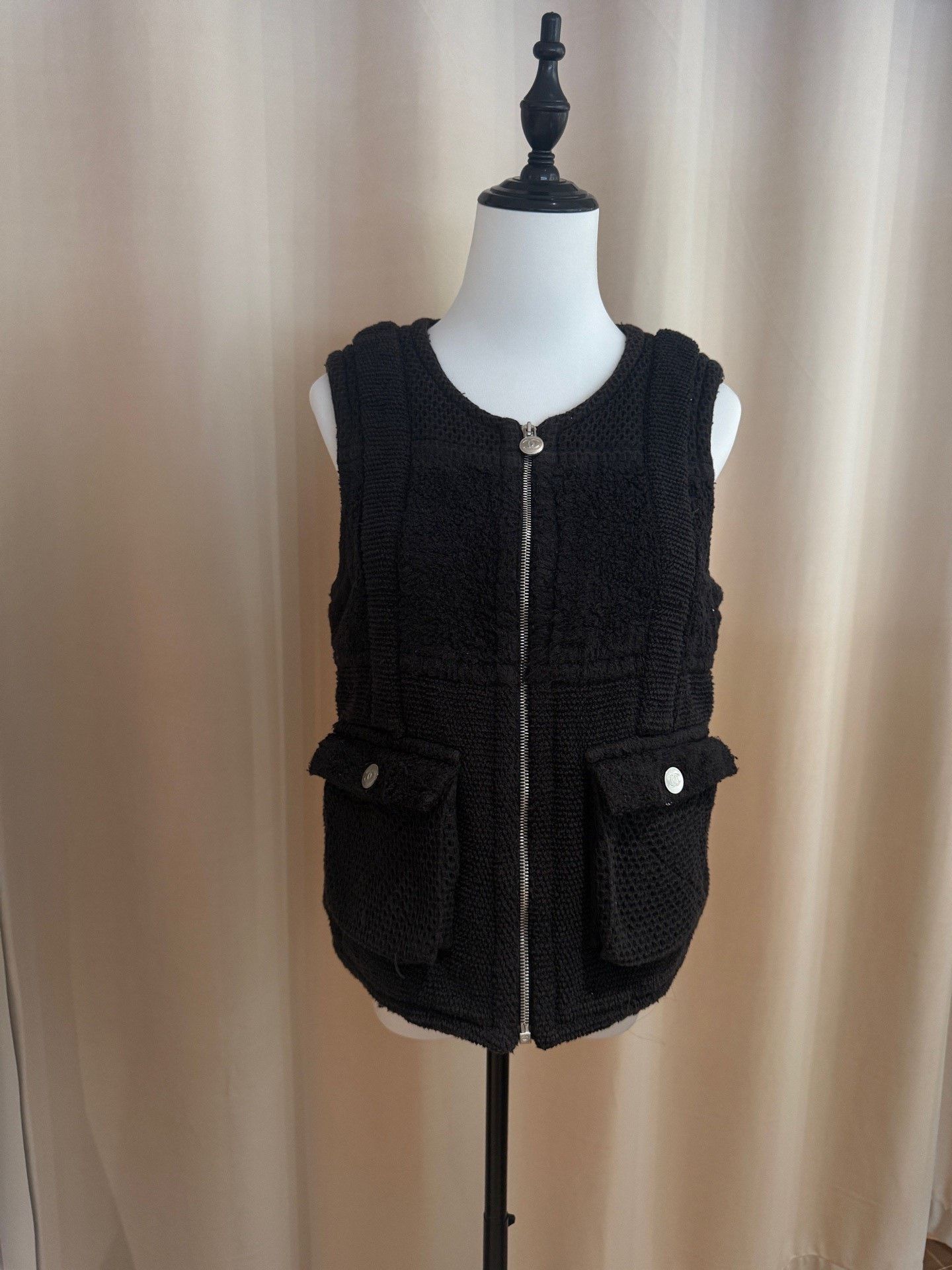 Chanel Chanel Black Vest Size 40 Size S / US 4 / IT 40 - 6 Thumbnail