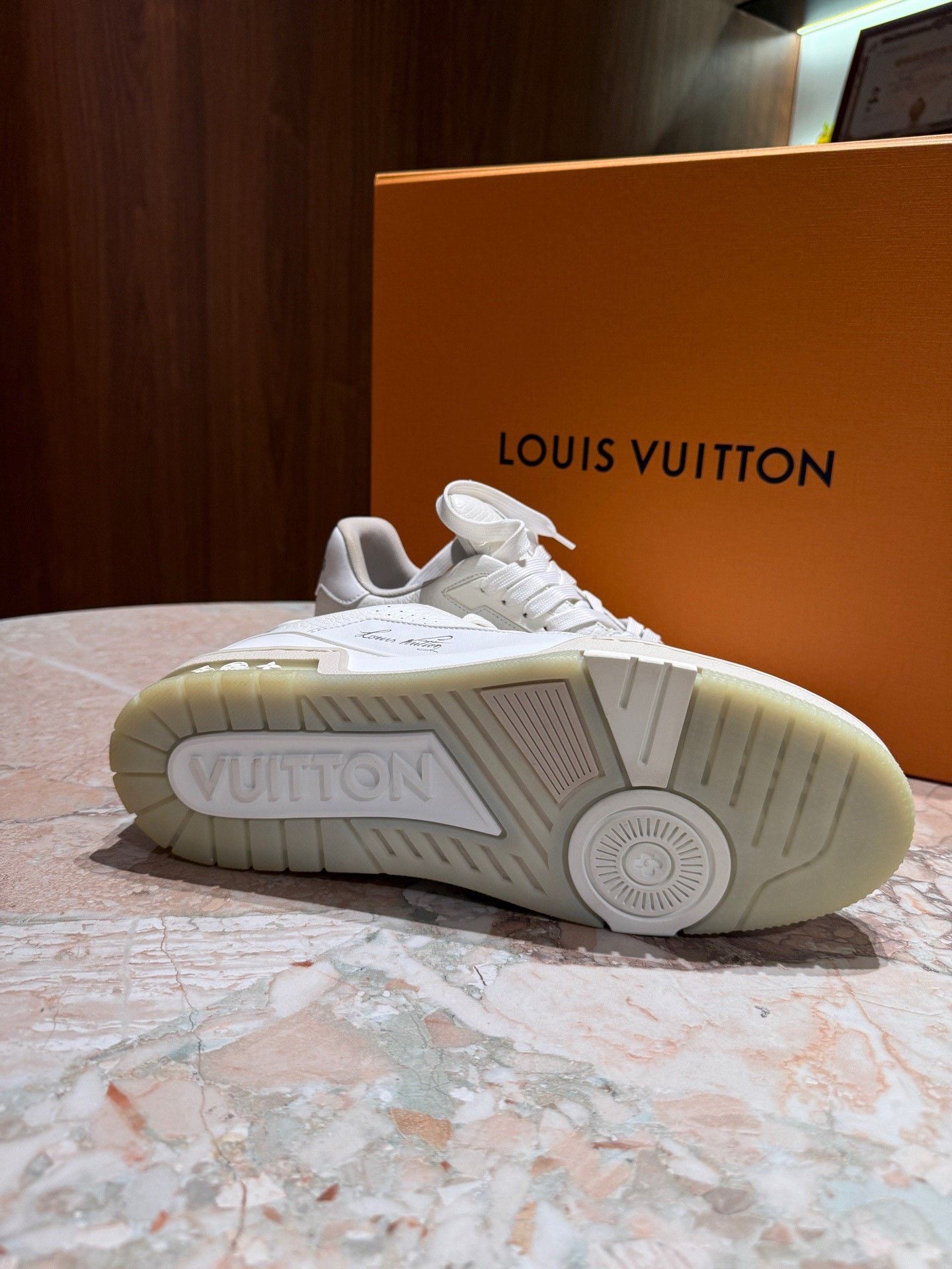 Louis Vuitton LV Trainer Low White Cement Size US 10 / EU 43 - 6 Thumbnail
