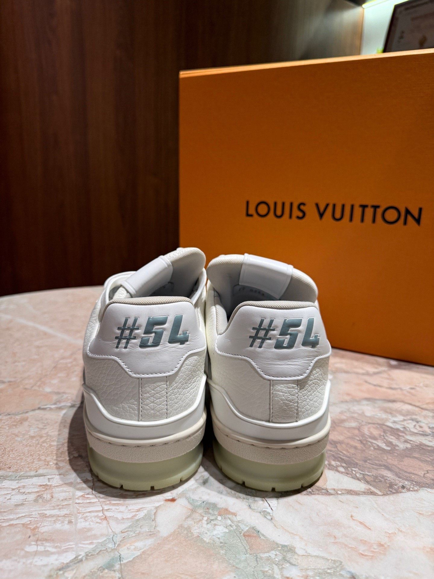 Louis Vuitton LV Trainer Low White Cement Size US 10 / EU 43 - 3 Thumbnail