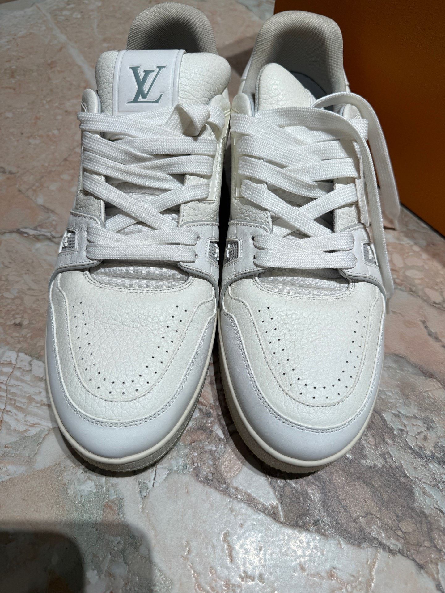Louis Vuitton LV Trainer Low White Cement Size US 10 / EU 43 - 8 Thumbnail