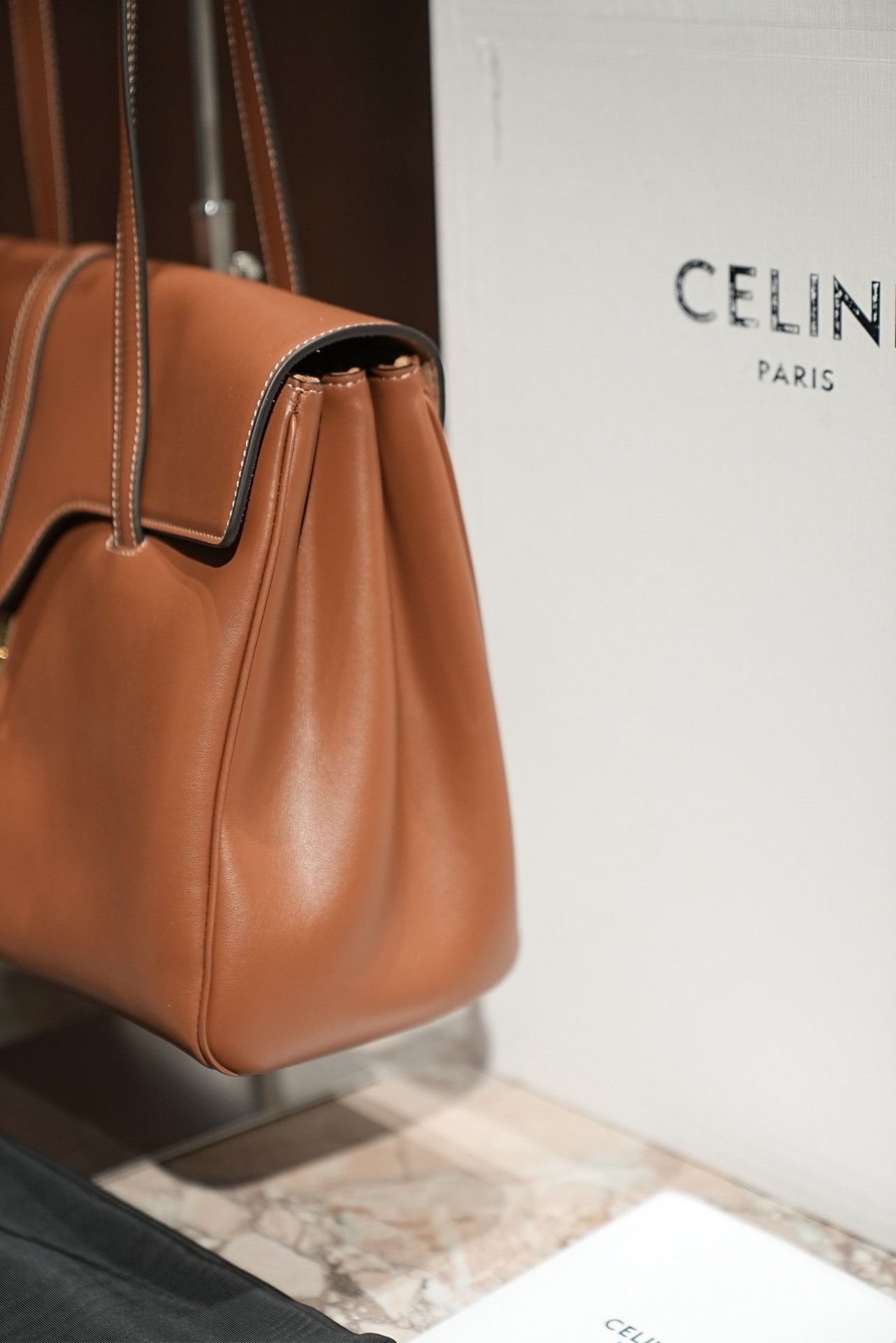 Celine Celine Soft16 Leather Shoulder Bag Size ONE SIZE - 7 Thumbnail