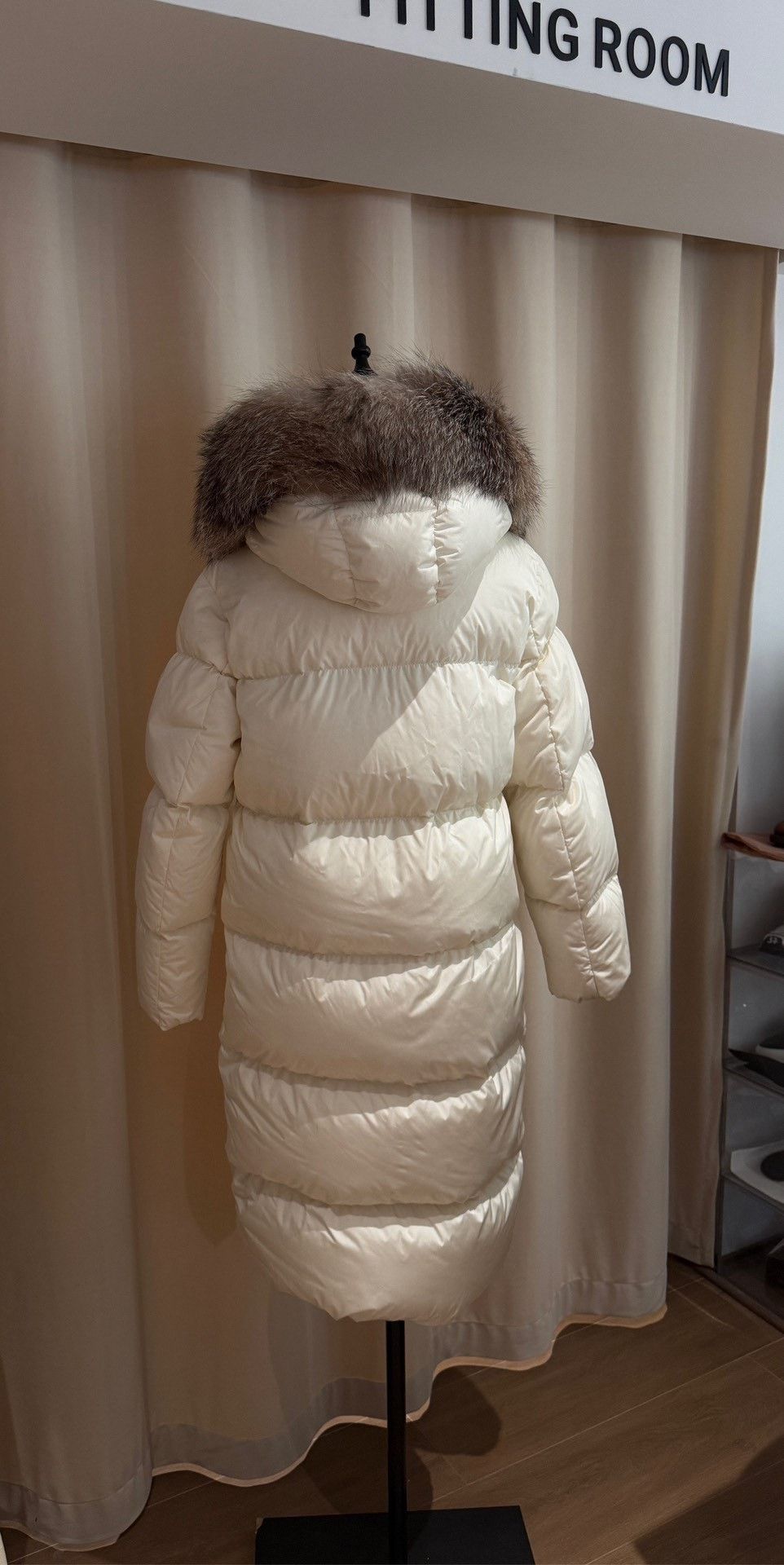 Moncler Moncler Long White Down Jacket Size XS / US 0-2 / IT 36-38 - 2 Thumbnail