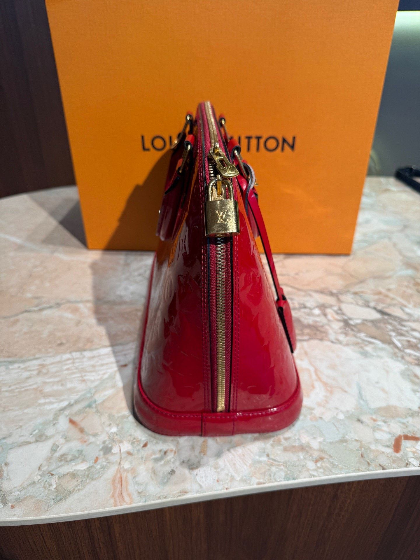 Louis Vuitton LV Alma Patent Leather Red Shell Bag Size ONE SIZE - 5 Thumbnail