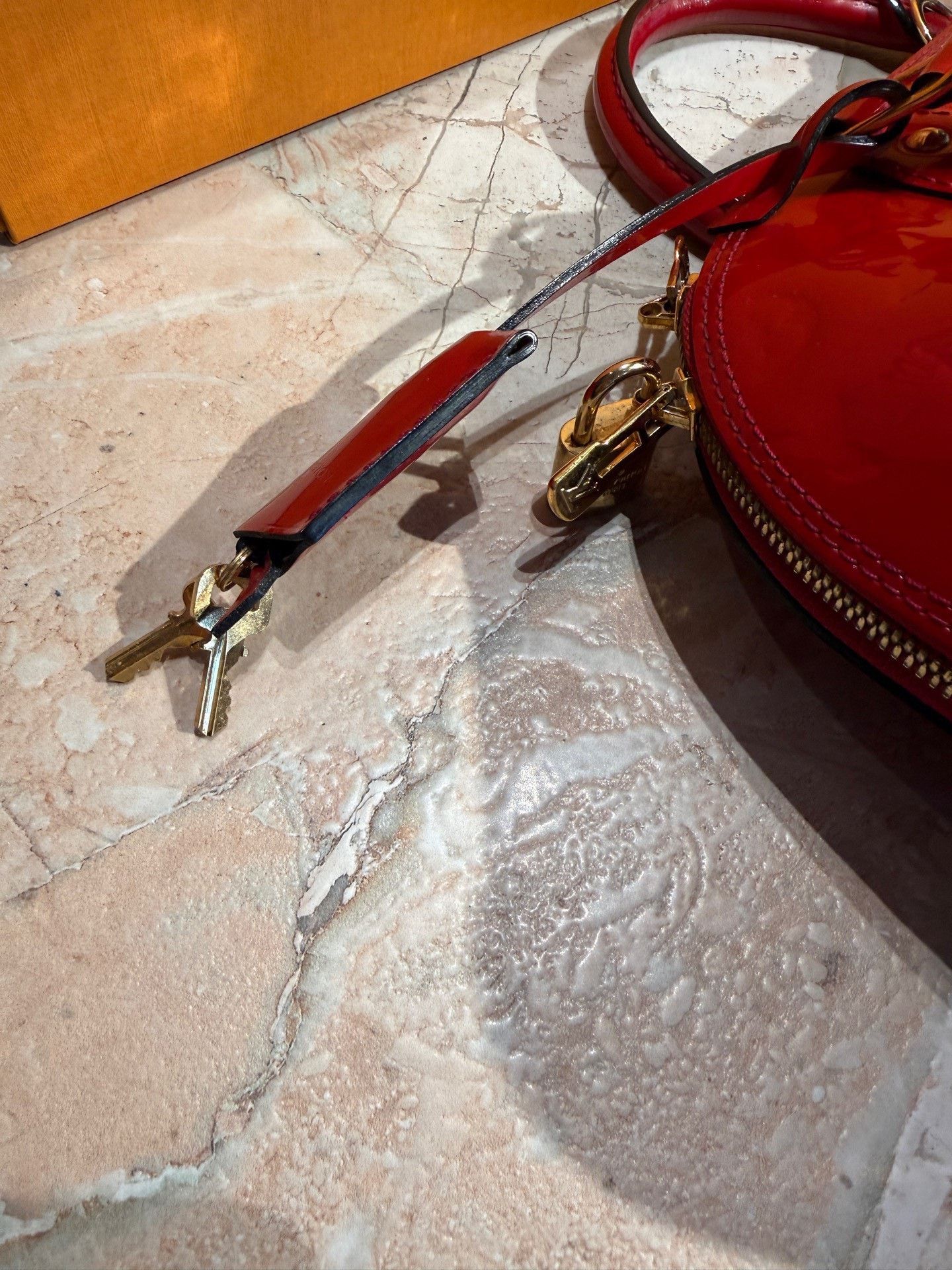 Louis Vuitton LV Alma Patent Leather Red Shell Bag Size ONE SIZE - 7 Thumbnail