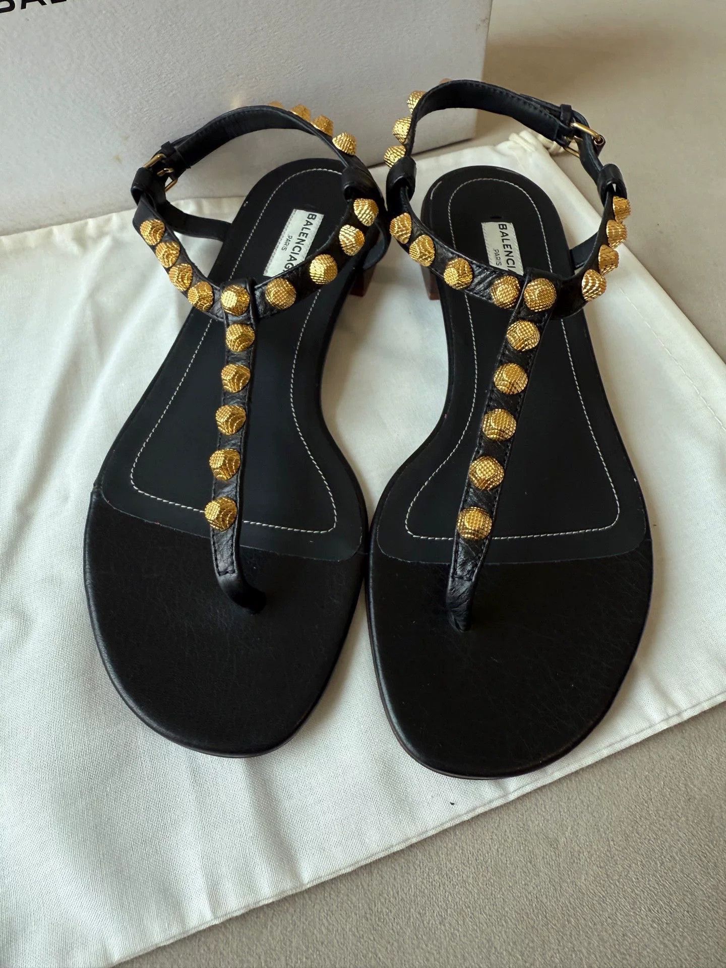 Balenciaga Balenciaga Arena Studded Leather Flat Sandals Size US 7 / IT 37 - 6 Thumbnail