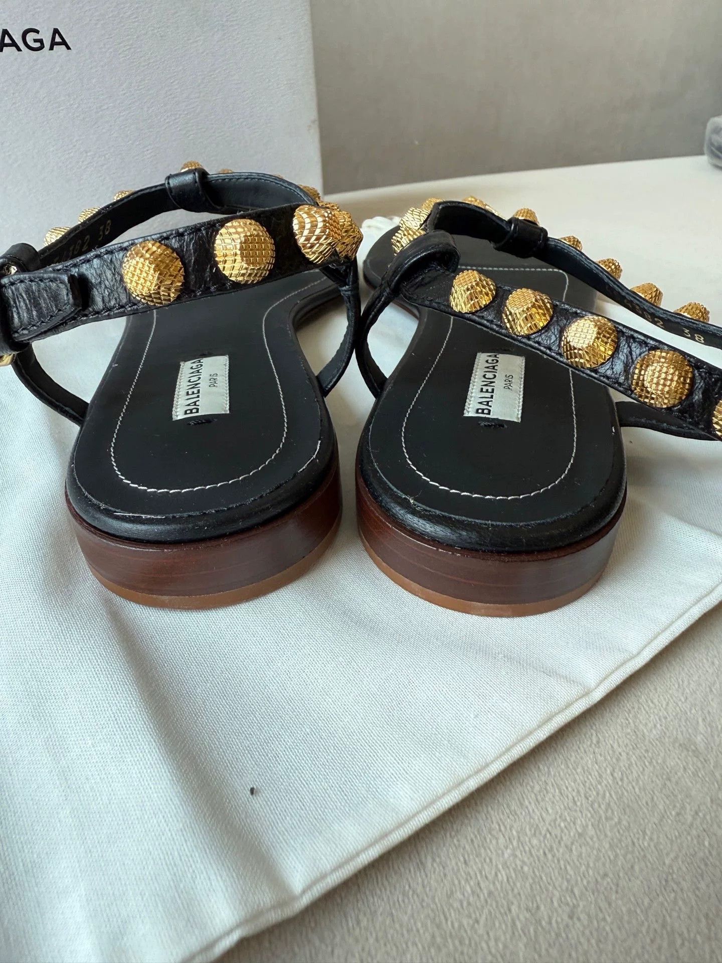 Balenciaga Balenciaga Arena Studded Leather Flat Sandals Size US 7 / IT 37 - 4 Thumbnail