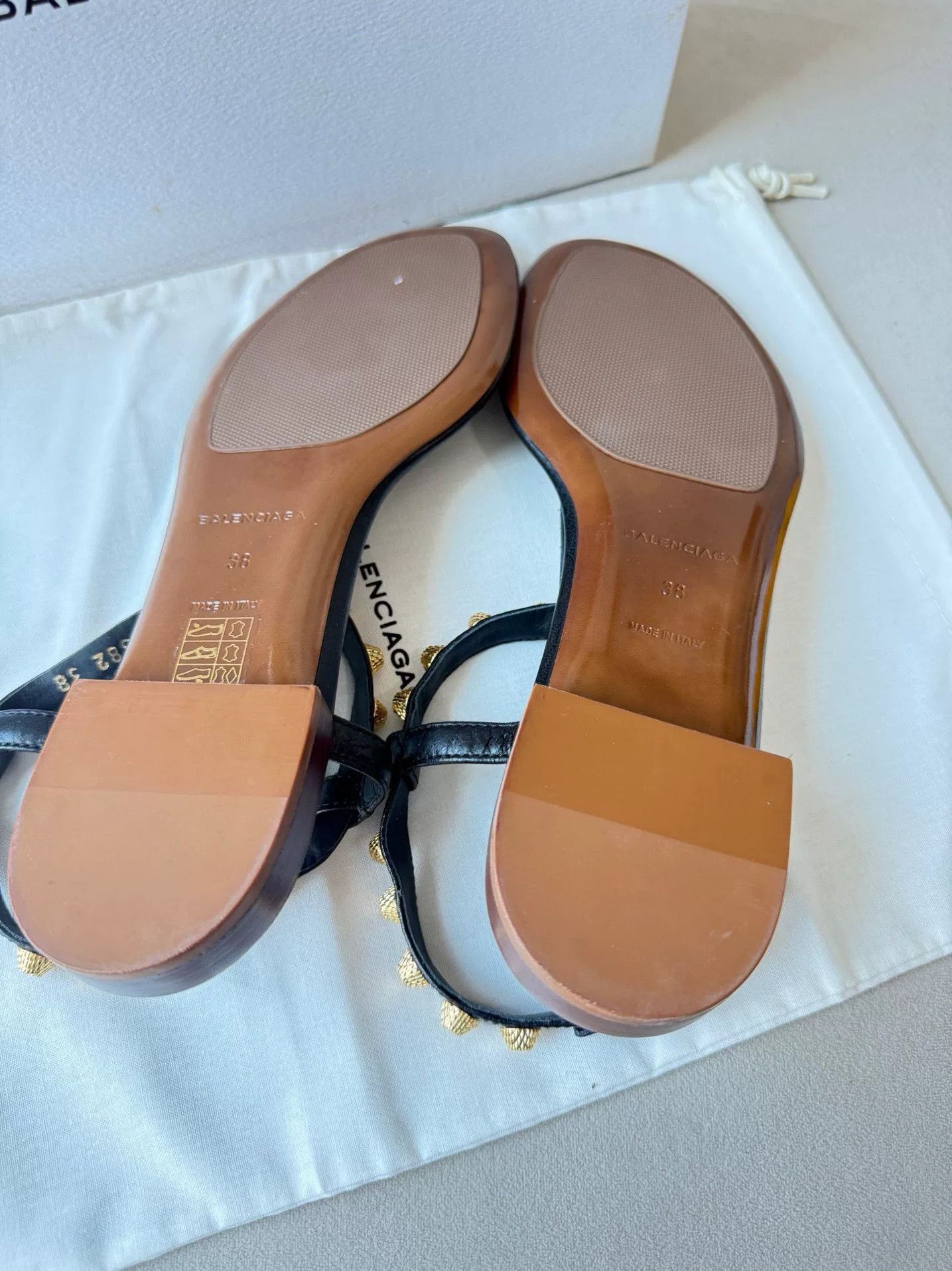 Balenciaga Balenciaga Arena Studded Leather Flat Sandals Size US 7 / IT 37 - 8 Thumbnail