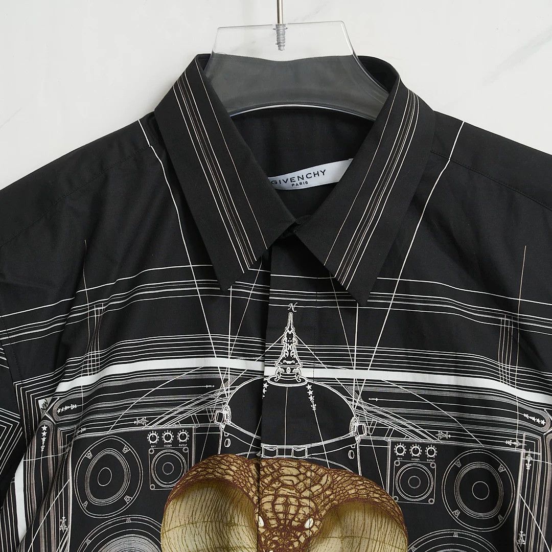 Givenchy Givenchy Men's Cobra Line Shirt Size US M / EU 48-50 / 2 - 2 Thumbnail