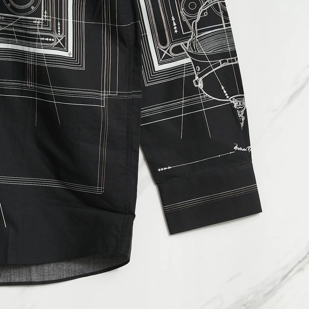 Givenchy Givenchy Men's Cobra Line Shirt Size US M / EU 48-50 / 2 - 4 Thumbnail
