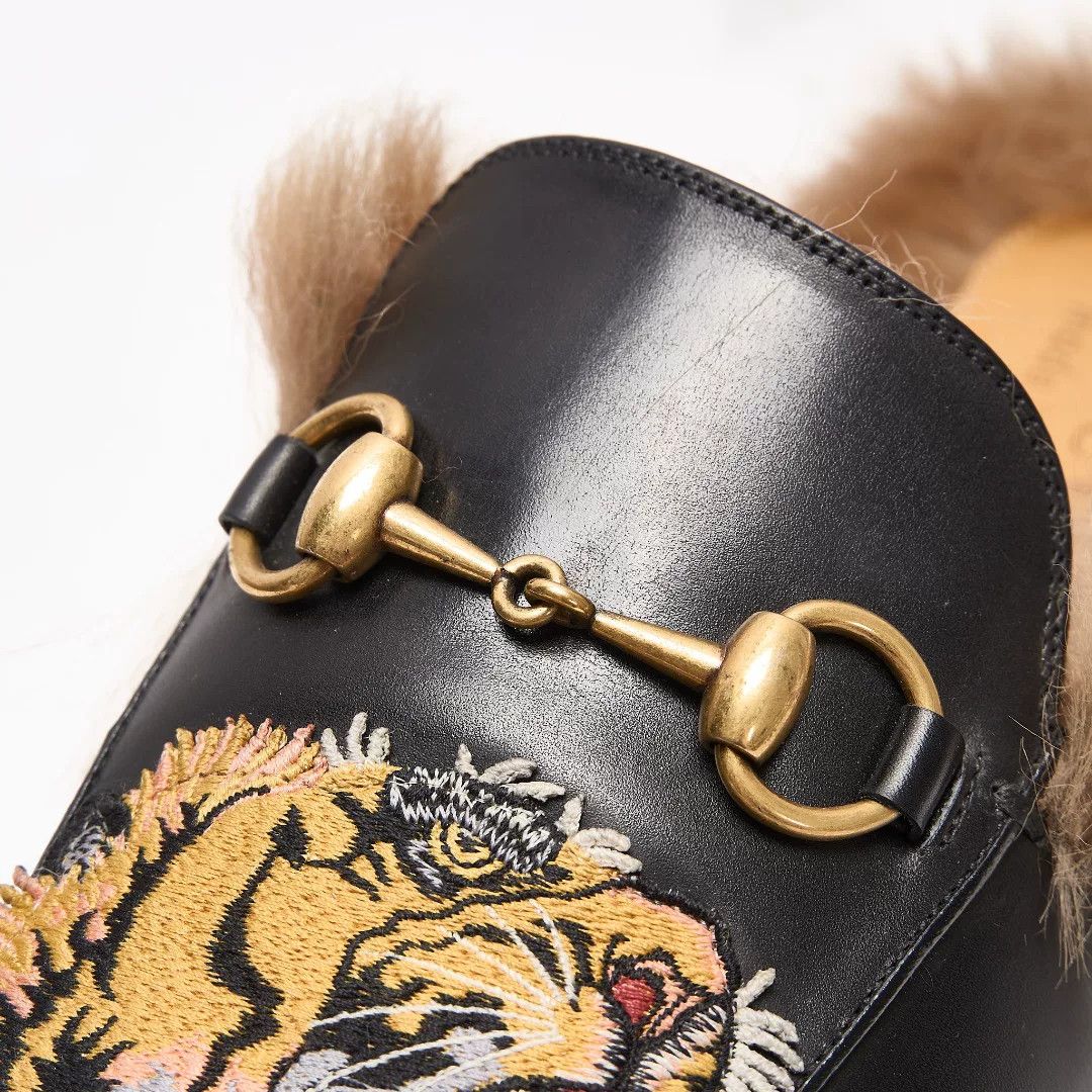 Gucci Gucci Men's Tiger Embroidery Fur Slippers Size US 7 / EU 40 - 5 Thumbnail