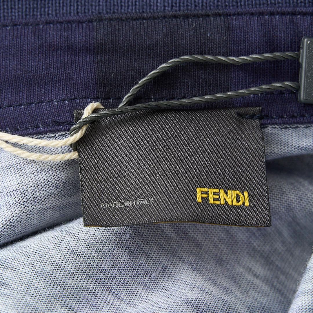 Fendi Fendi Men's Gradient Stripe Polo Size US M / EU 48-50 / 2 - 7 Thumbnail