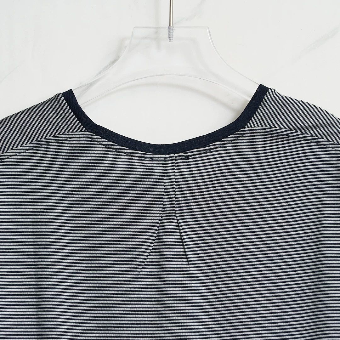 Saint Laurent Paris Saint Laurent Men's Striped Crewneck T-Shirt Size US M / EU 48-50 / 2 - 6 Thumbnail