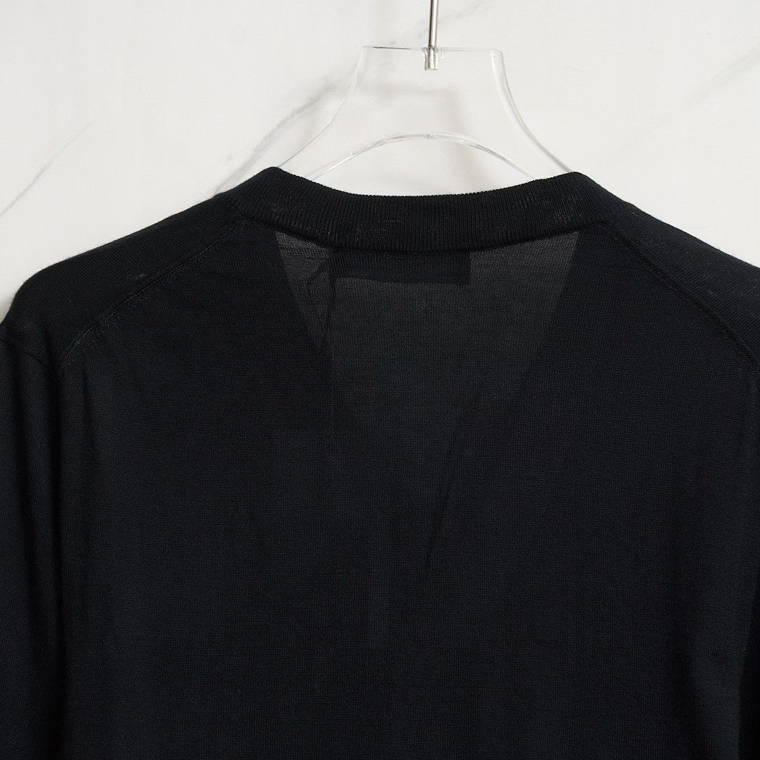 Dolce & Gabbana Dolce&Gabbana Men's Black V-Neck Knit Sweater Size US S / EU 44-46 / 1 - 8 Thumbnail