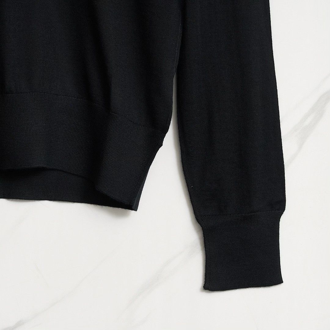 Dolce & Gabbana Dolce&Gabbana Men's Black V-Neck Knit Sweater Size US S / EU 44-46 / 1 - 4 Thumbnail