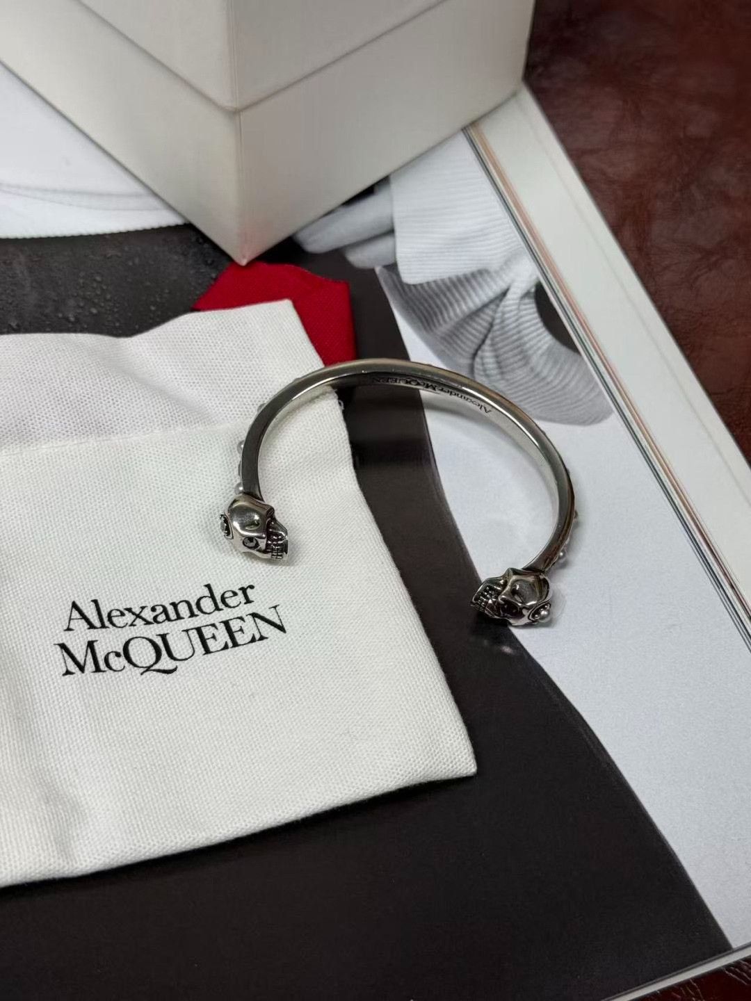Alexander McQueen Alexander McQueen Classic Skull Bracelet Size ONE SIZE - 5 Thumbnail