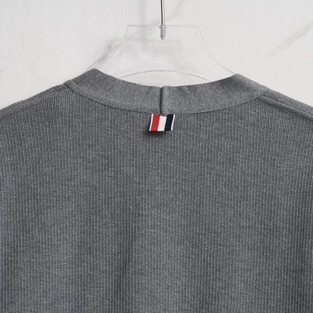 Thom Browne Thom Browne Men's Classic Stripe Knit Cardigan Size US L / EU 52-54 / 3 - 7 Thumbnail