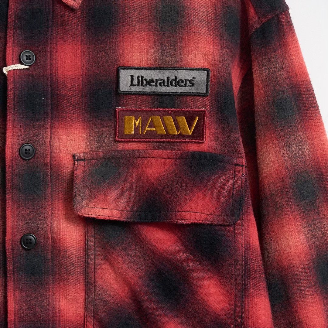 Liberaiders Liberaiders Men's Vintage Distressed Plaid Shirt Size US M / EU 48-50 / 2 - 4 Thumbnail