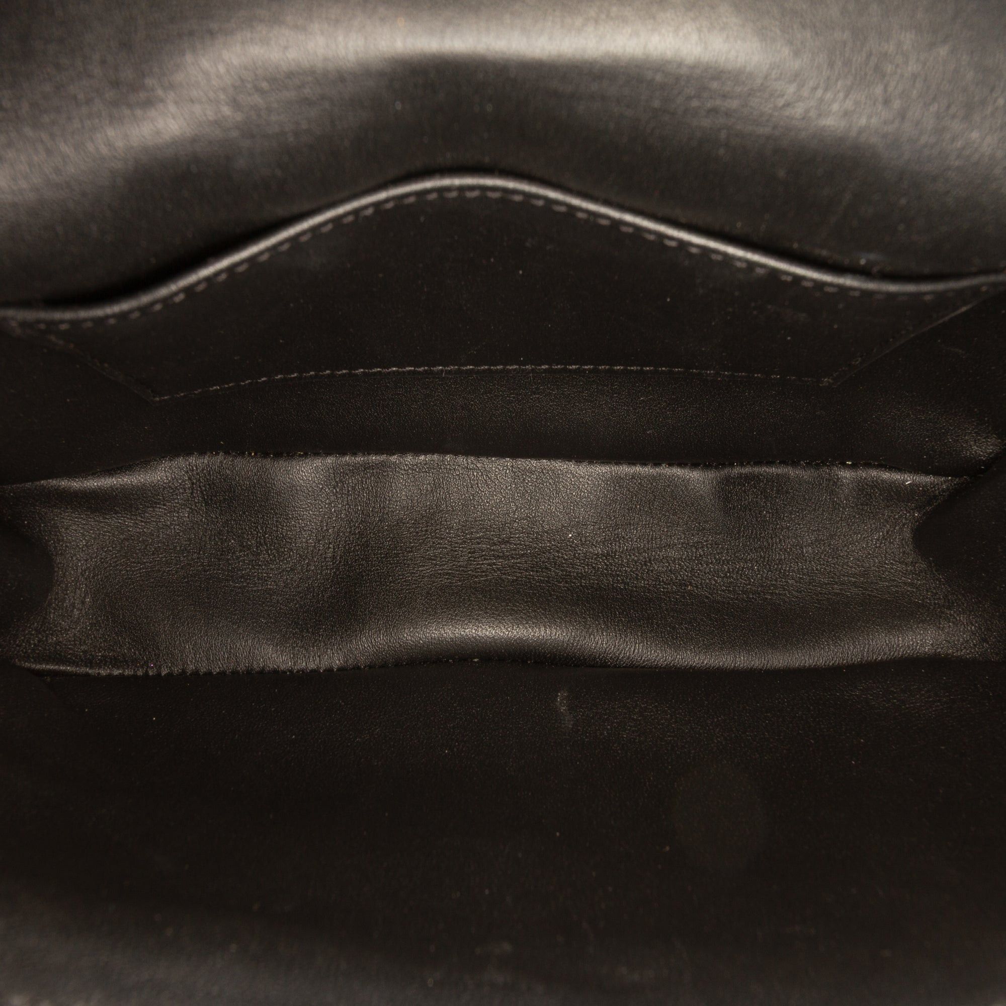 Celine Matelasse Goatskin Monochrome Chain Shoulder Bag Size ONE SIZE - 4 Thumbnail